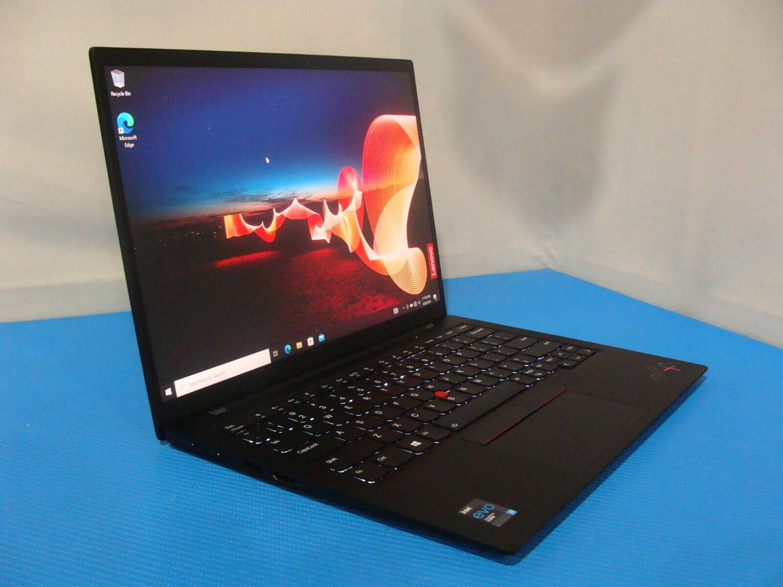 Lenovo ThinkPad X1 Carbon Gen 9 14