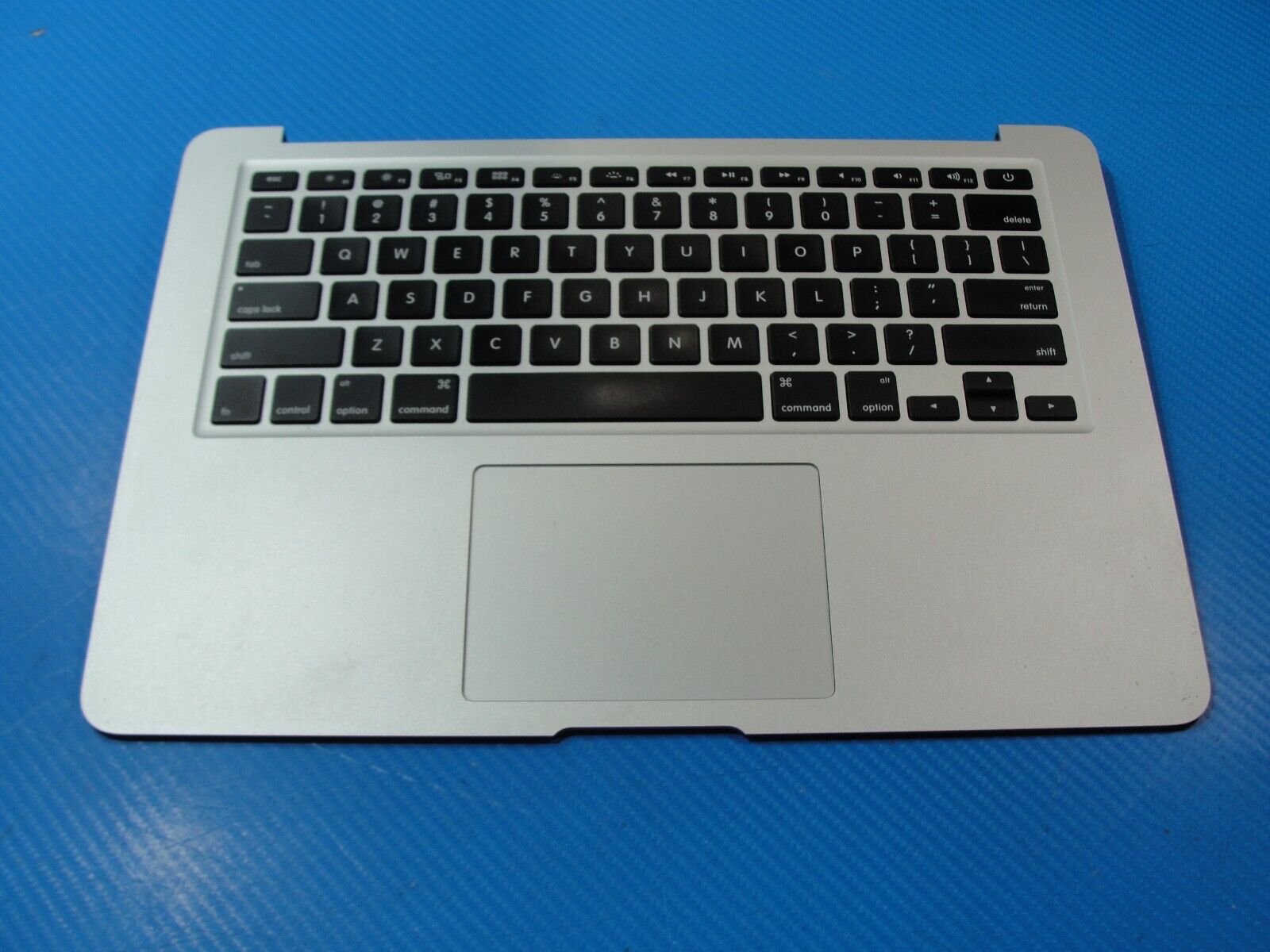 MacBook Air A1466 Mid 2017 MQD32LL/A 13