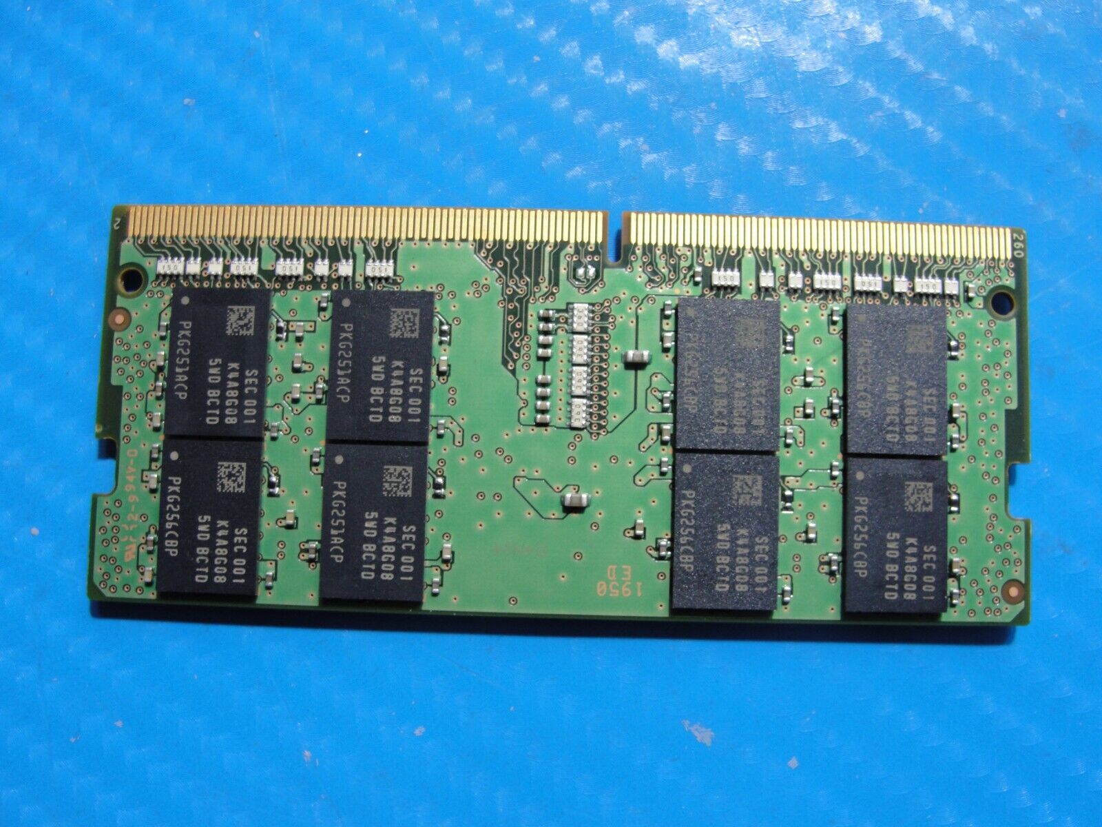 Dell 15 7590 Samsung 16GB 2Rx8 PC4-2666V Memory RAM SO-DIMM M471A2K43DB1-CTD