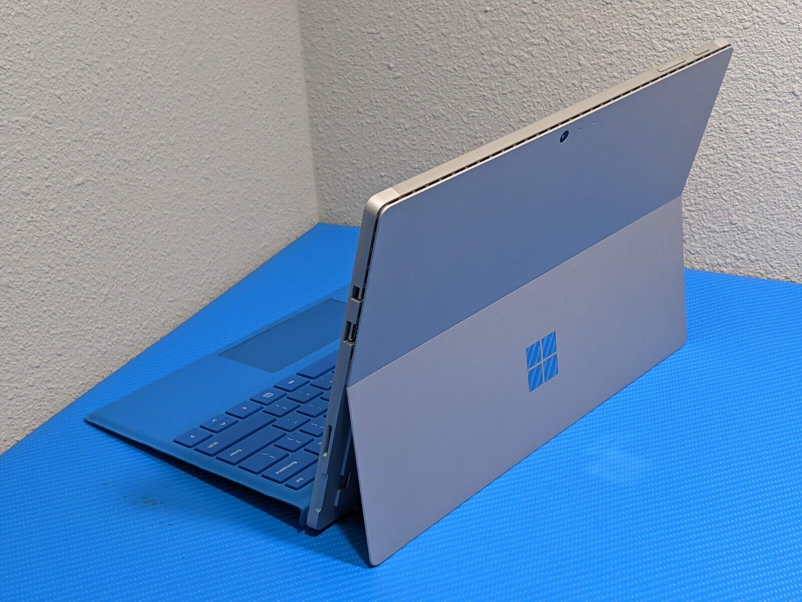 MS Surface Pro 1796 12.3