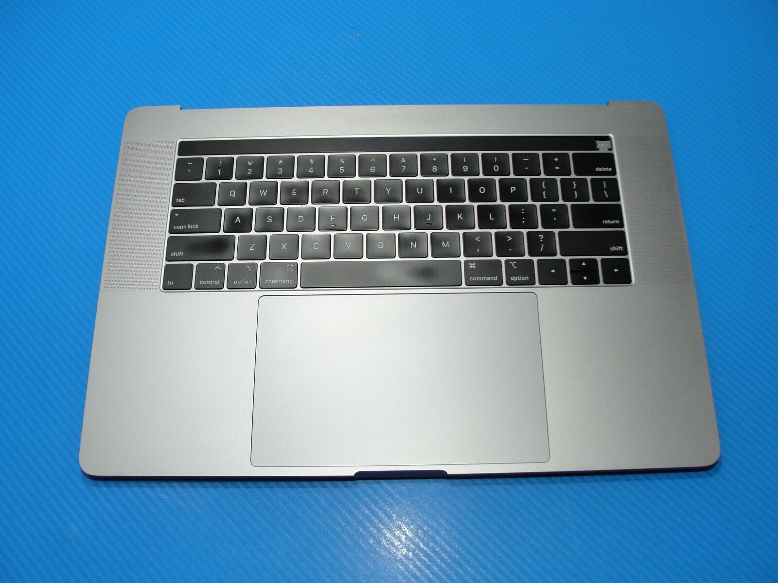 MacBook Pro A1990 Mid 2018 MR932LL/A 15