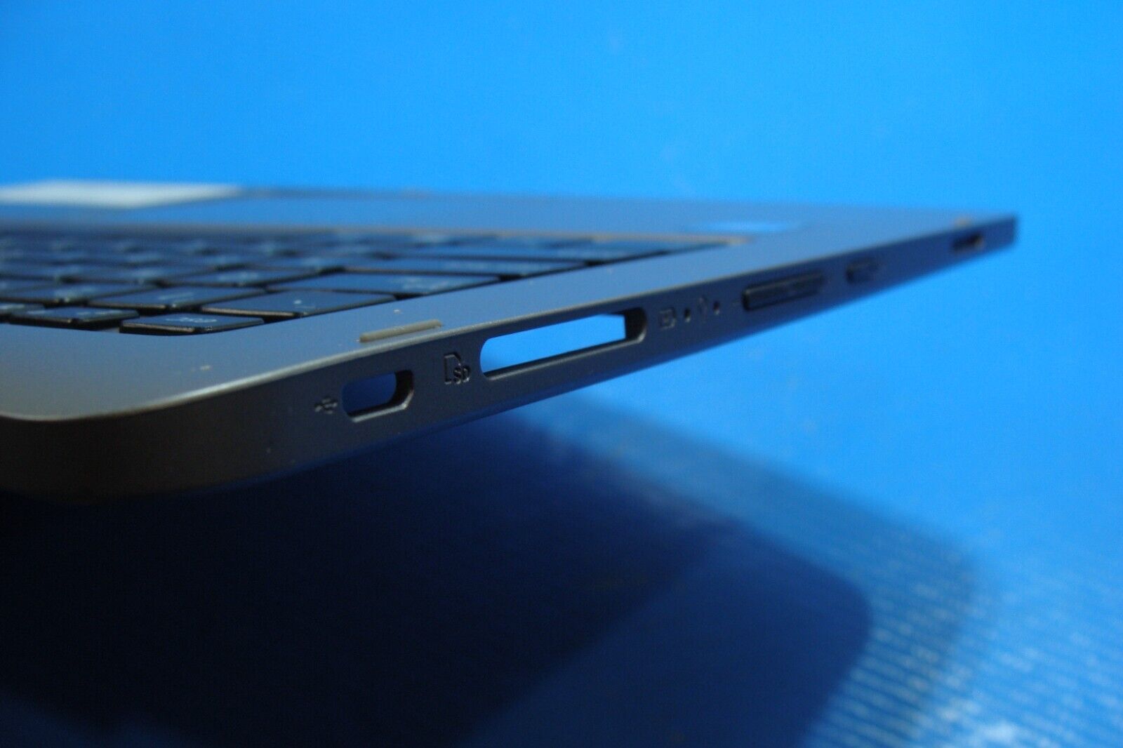 Asus VivoBook Flip 14 TP401M 14