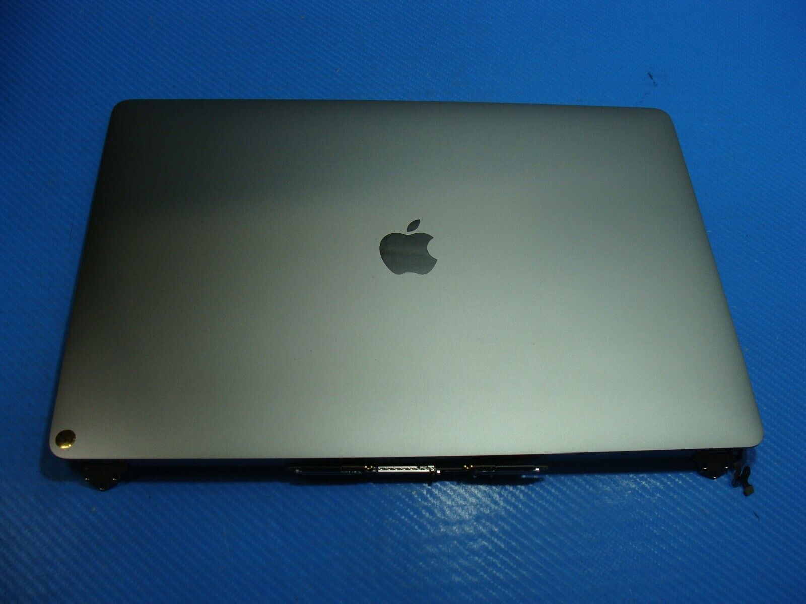 MacBook Pro 16