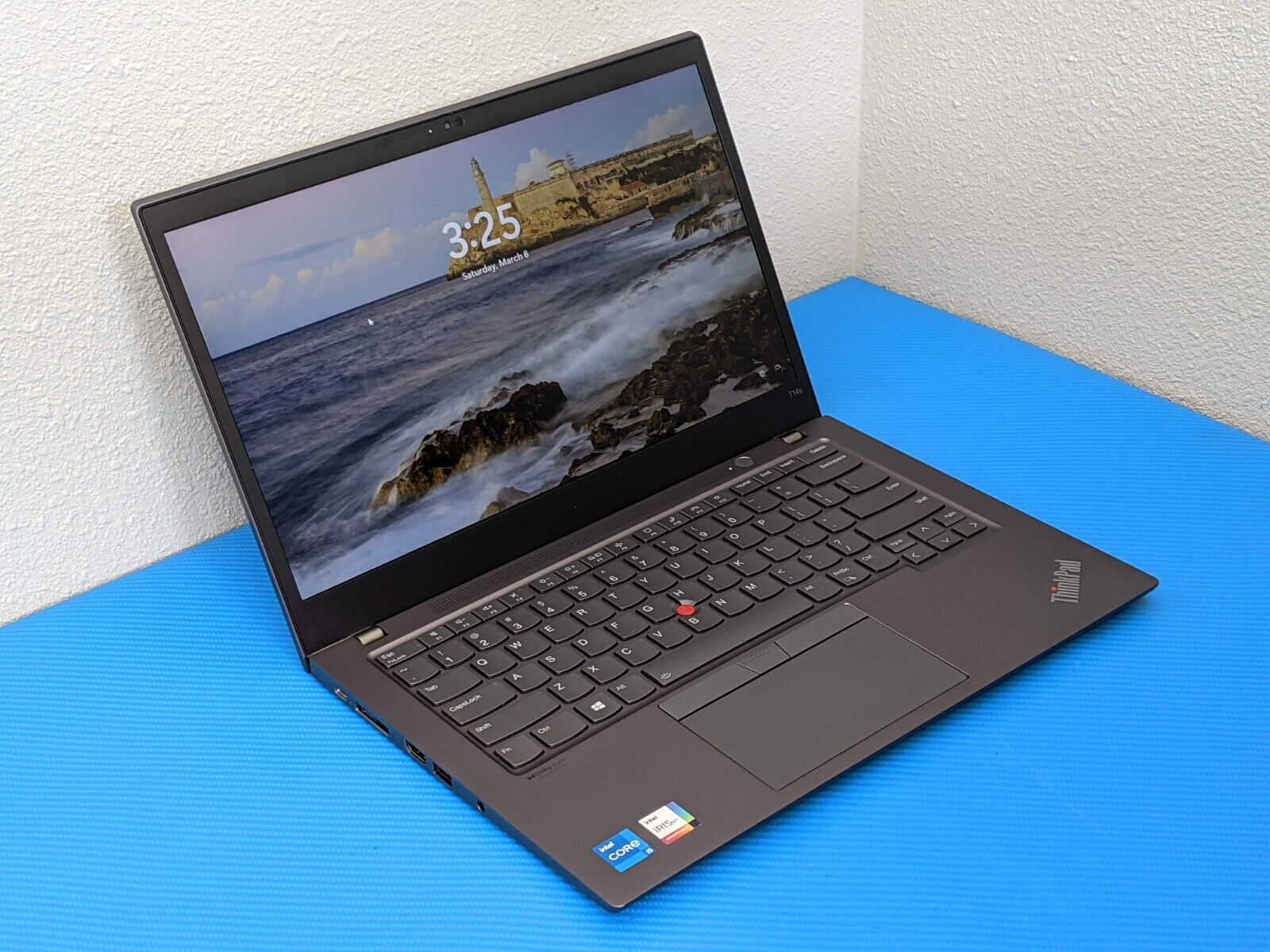 Lenovo ThinkPad T14s Gen 2i 14