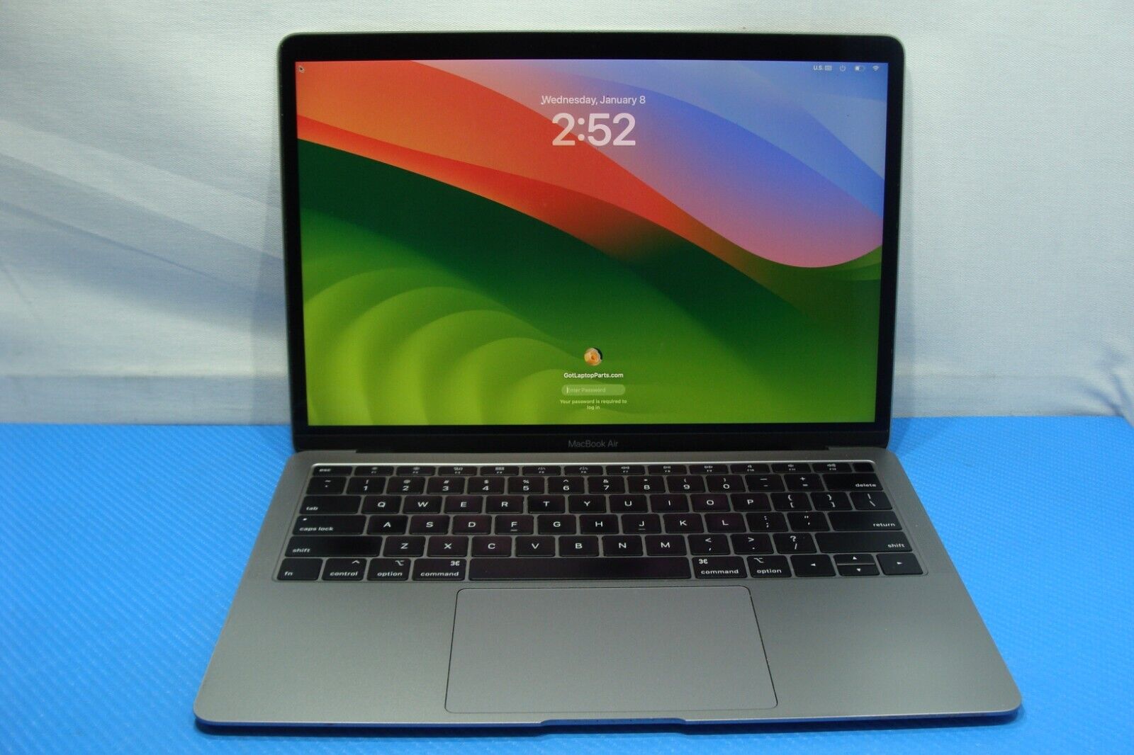 Apple MacBook Air 13 2019 A1932 1.6 GHz Intel i5 8th Gen 8GB 256GB SSD Sonoma