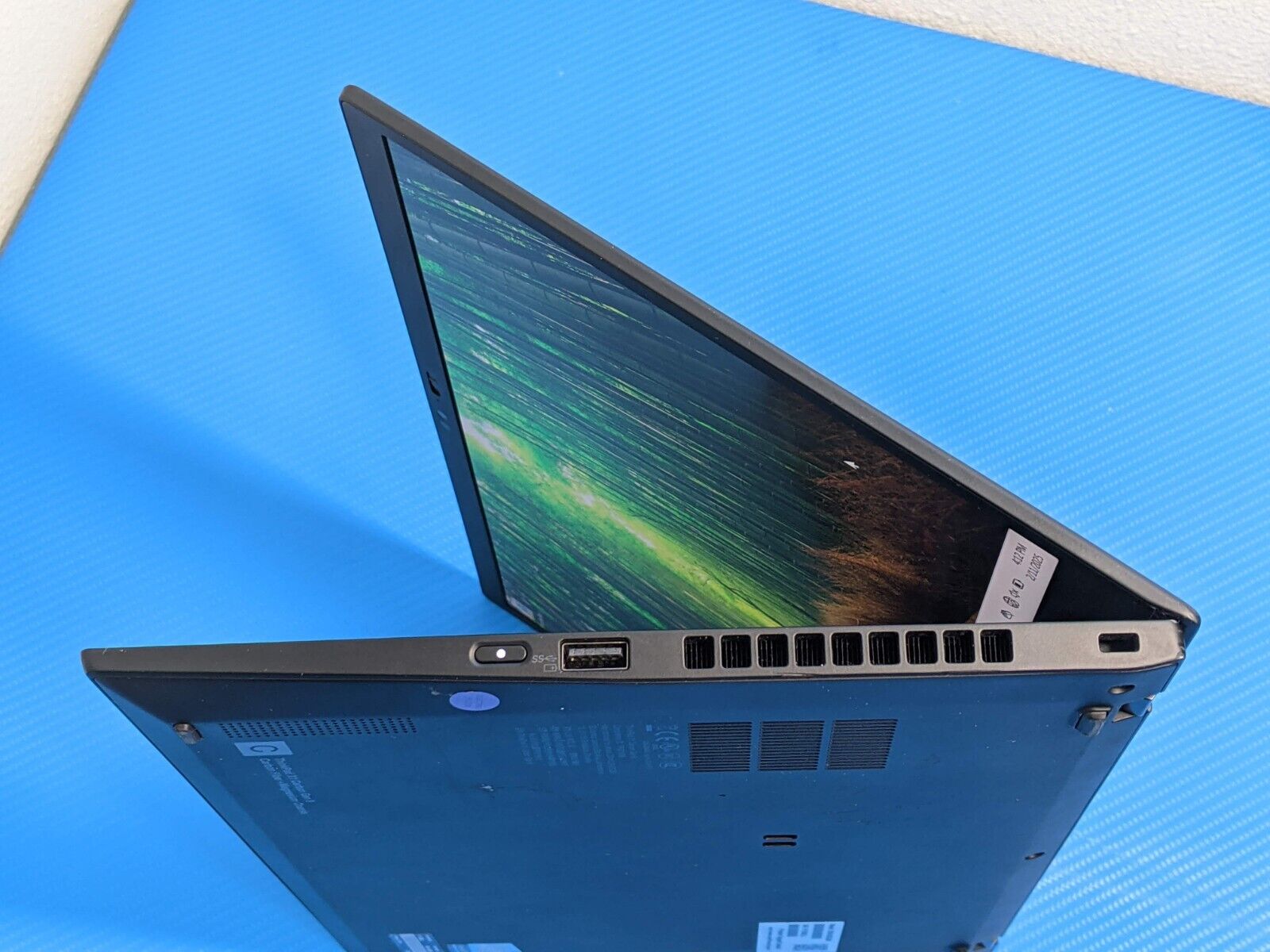 Lenovo ThinkPad X1 Carbon Gen 8 14