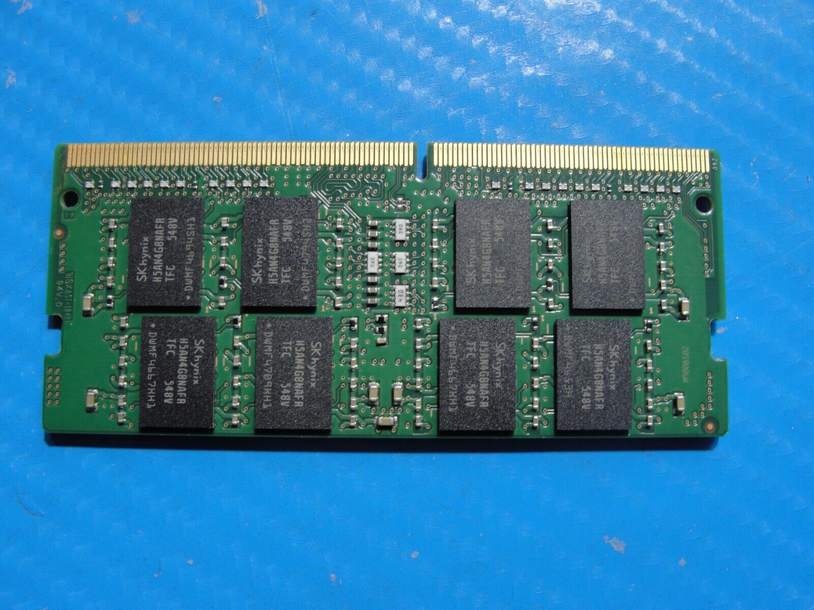 Dell 15 9550 SK Hynix 8GB 2Rx8 PC4-2133P Memory RAM SO-DIMM HMA41GS6AFR8N-TF