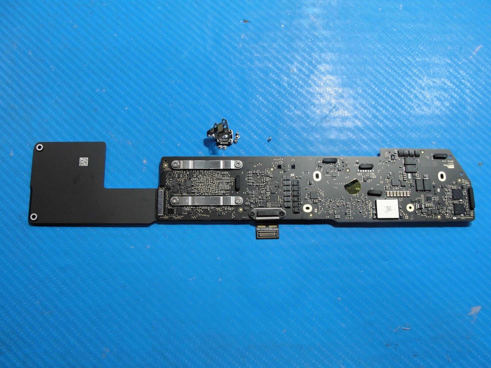 MacBook Air A2337 13