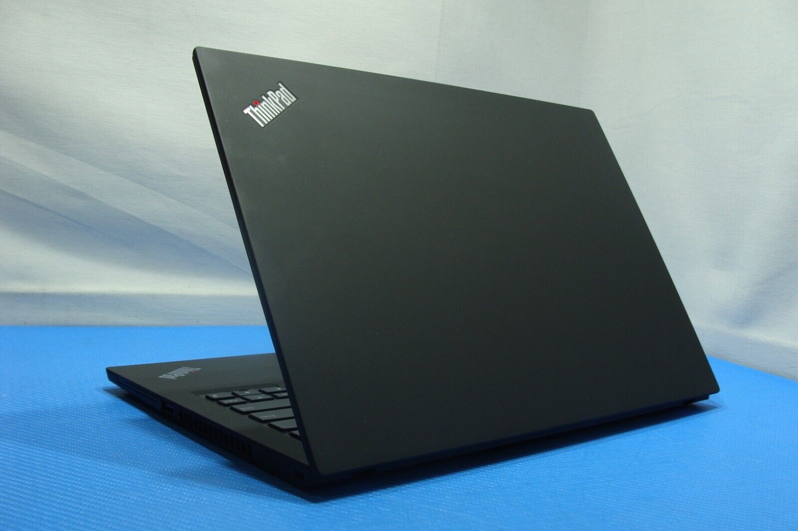 Lenovo ThinkPad T14 Gen 2i 14