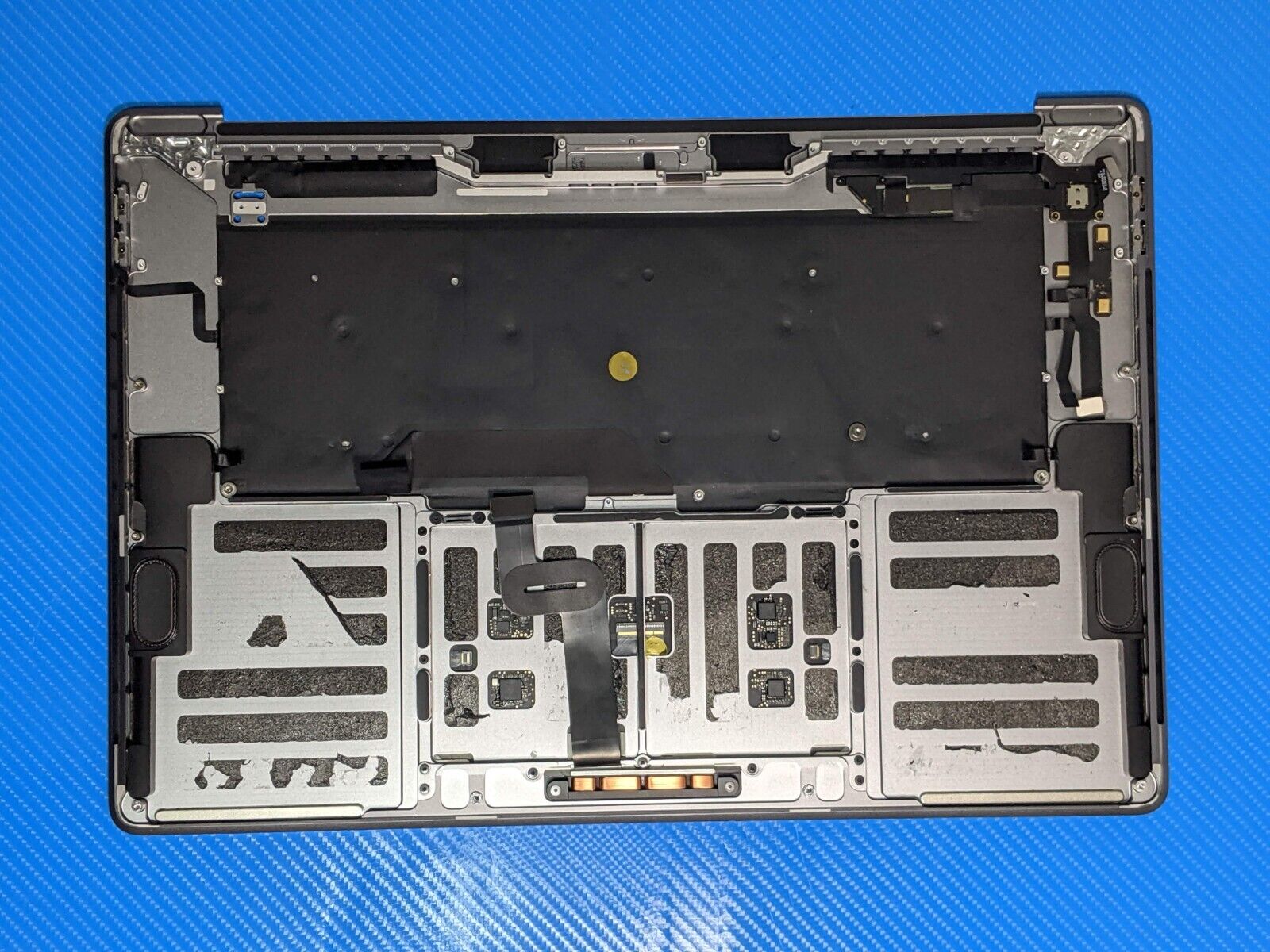 MacBook Pro A2141 16