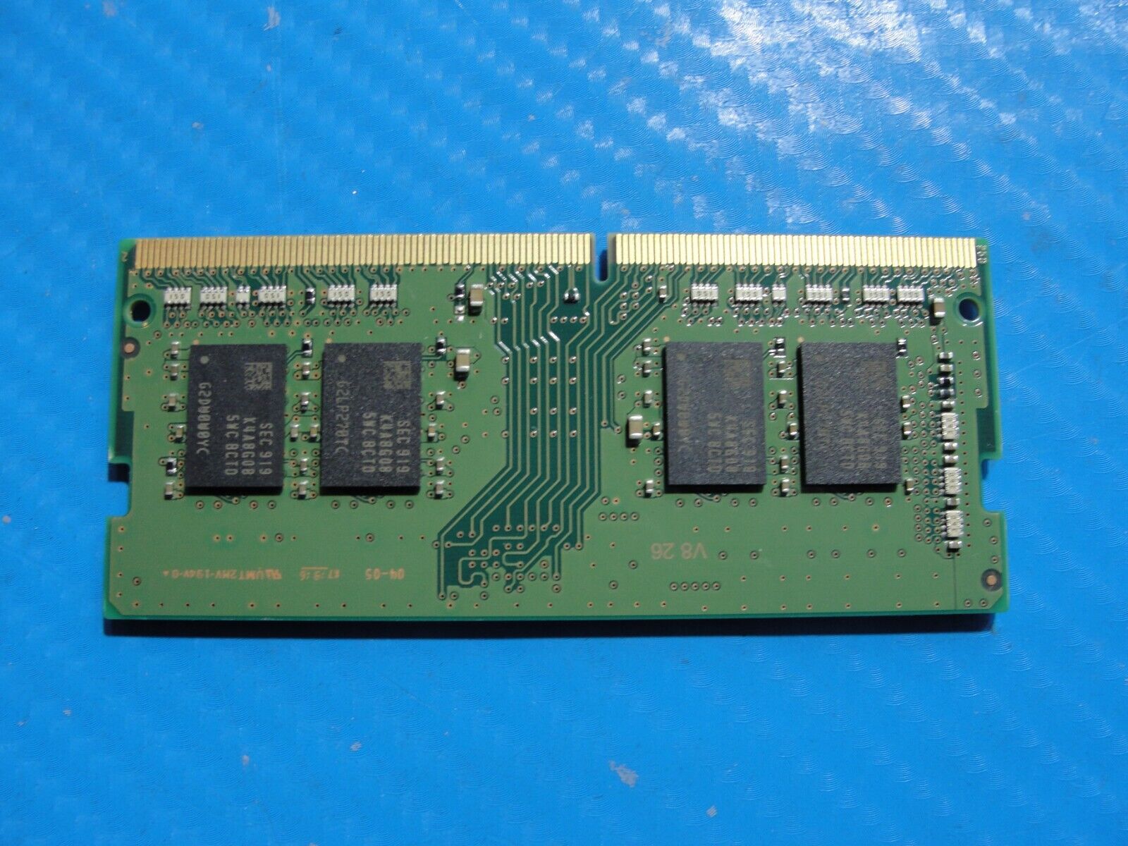 Dell 15 7580 Samsung 8GB 1Rx8 PC4-2666V Memory RAM SO-DIMM M471A1K43CB1-CTD