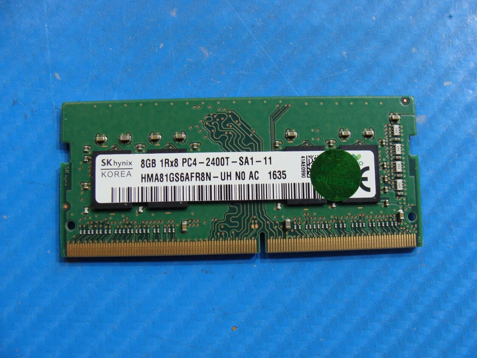 Dell 15 9560 SK Hynix 8GB 1Rx8 PC4-2400T Memory RAM SO-DIMM HMA81GS6AFR8N-UH