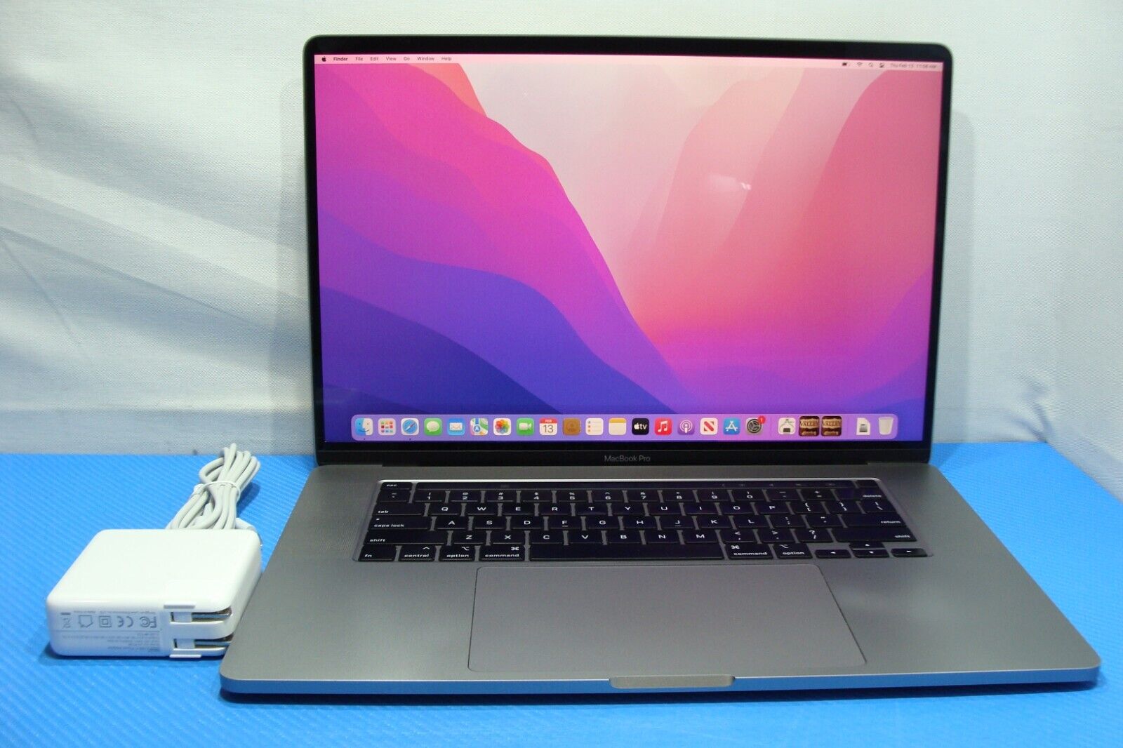 Apple MacBook Pro A2141 16