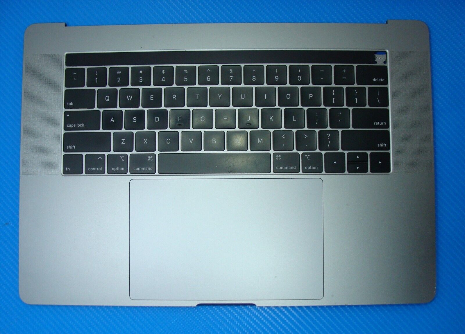 MacBook Pro A1990 Mid 2018 MR932LL/A 15