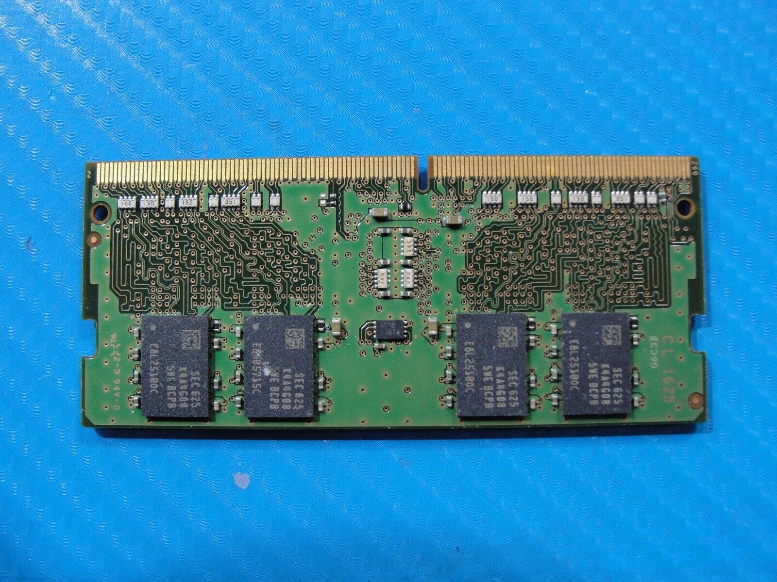 Dell 7520 Samsung 4GB 1Rx8 PC4-2133P Memory RAM SO-DIMM M471A5143EB0-CPB