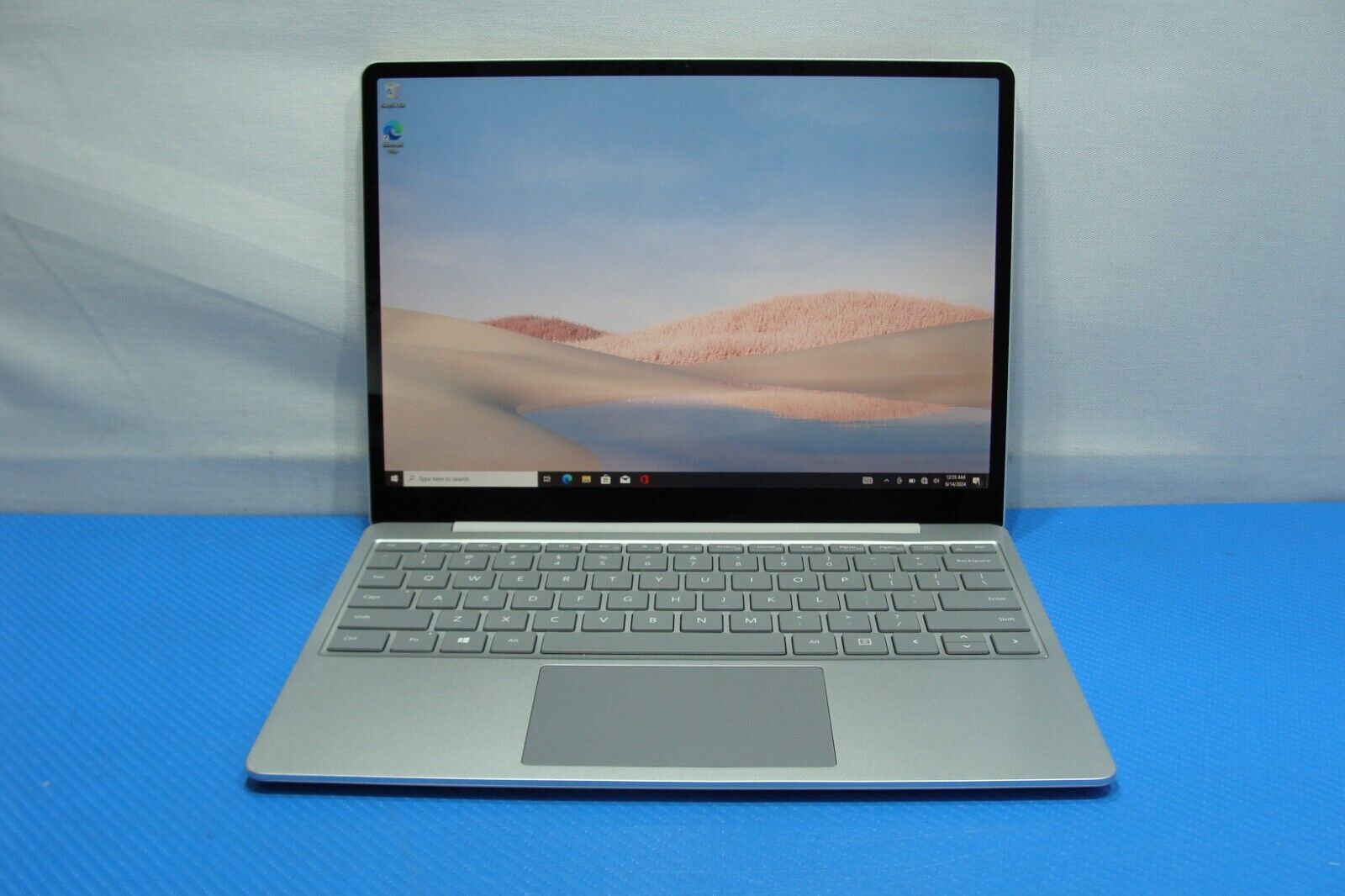 Microsoft Surface Laptop Go 1943 12.4