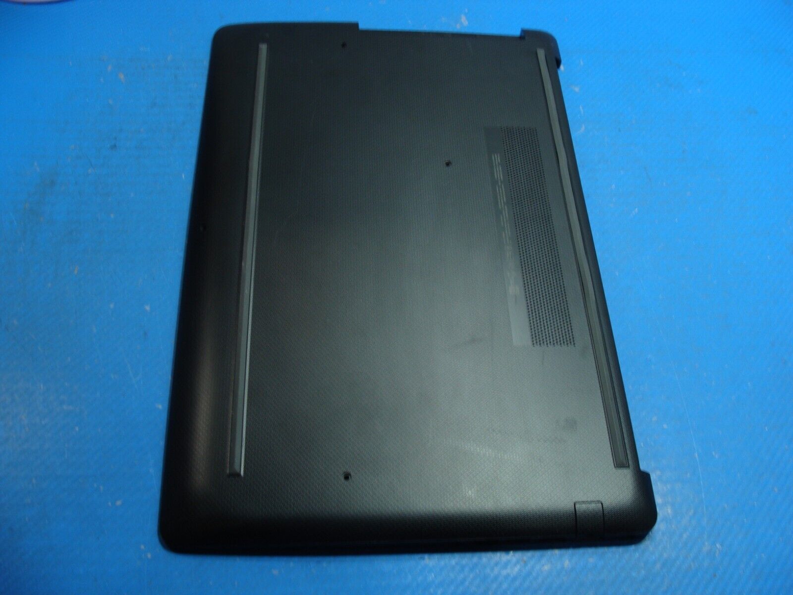 HP 17.3” 17-by3635cl Genuine Laptop Bottom Case L48405-001 6070B1546601