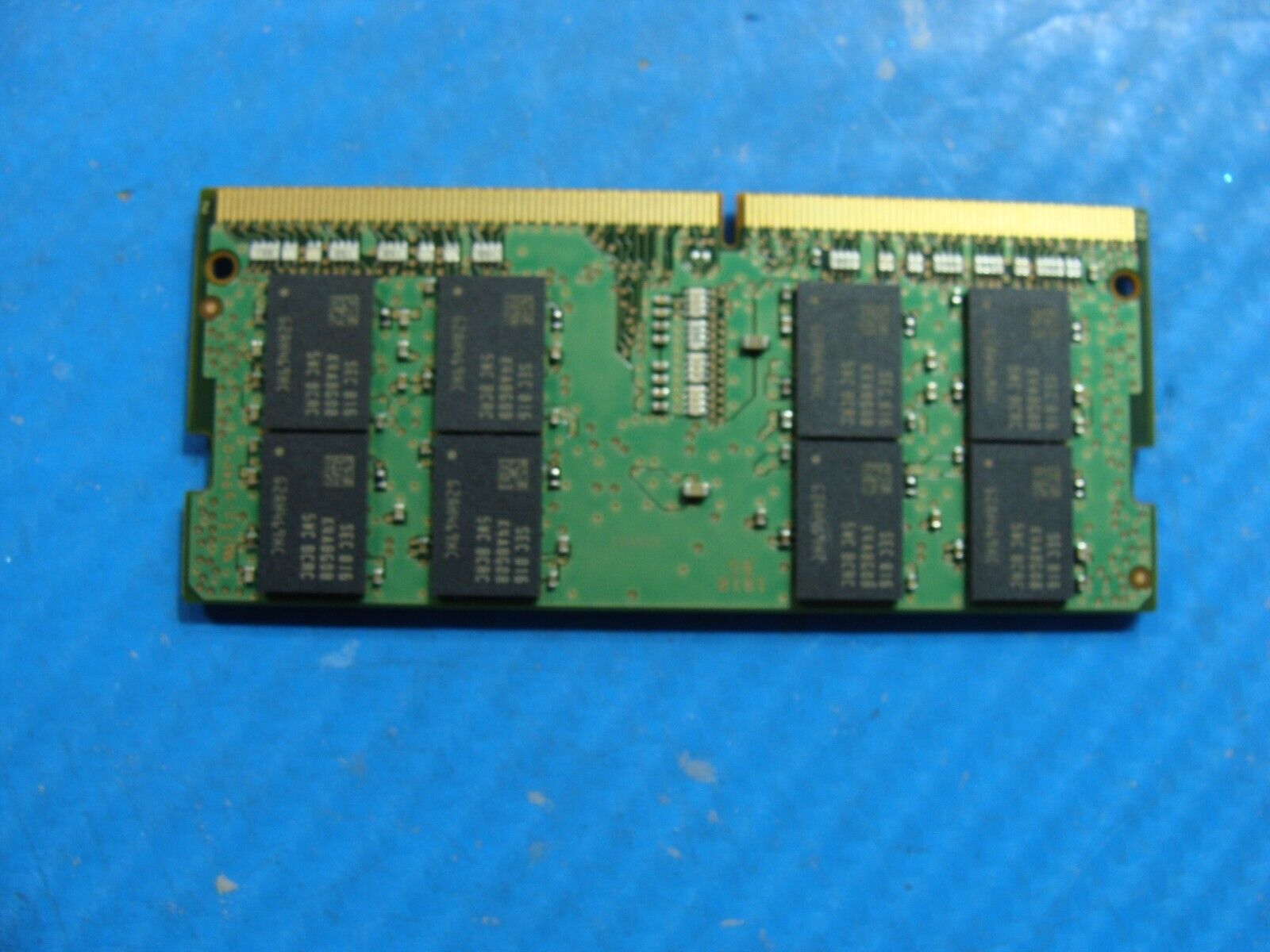 Dell 17 5770 Samsung 16GB 2Rx8 PC4-2400T SO-DIMM Memory RAM M471A2K43CB1-CRC