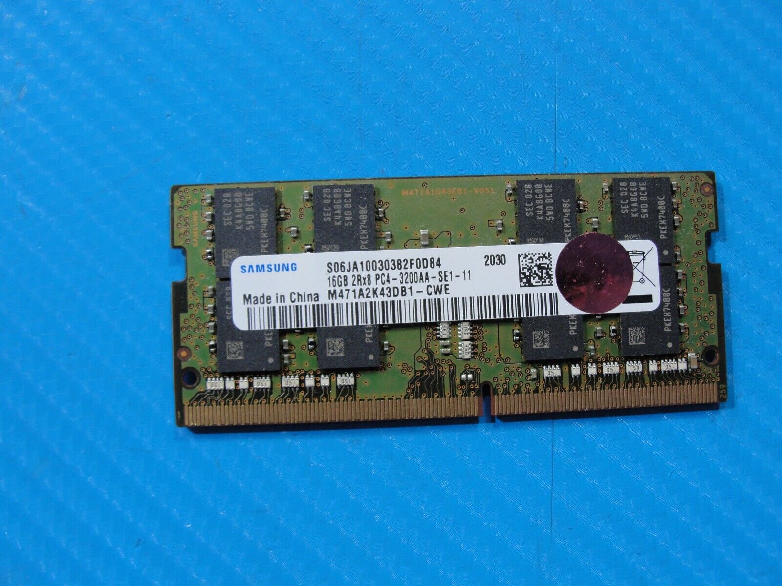 Dell 3551 Samsung 16GB 2Rx8 PC4-3200AA SO-DIMM Memory RAM M471A2K43DB1-CWE