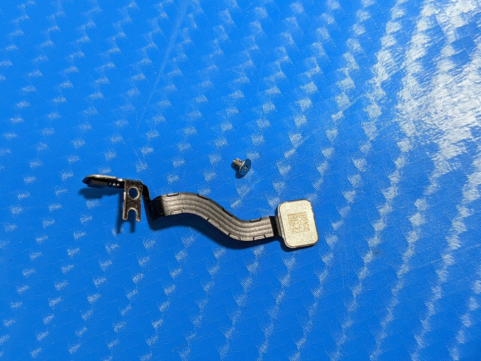 MacBook Pro 16” A2485 2021 MK1H3LL LAS Sleep Sensor Cable w/Screw 821-03114-02