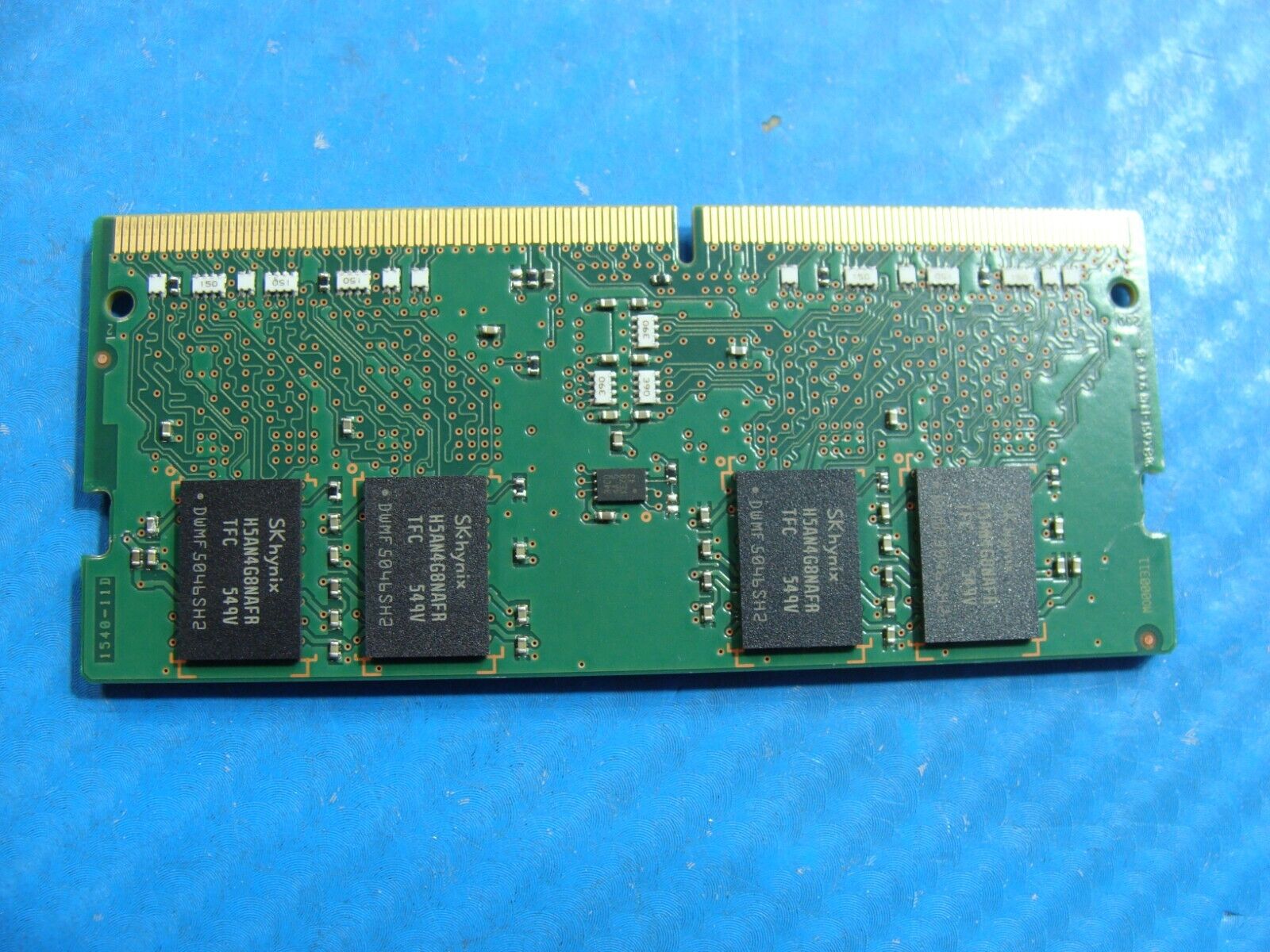 Dell 15 5568 SK Hynix 4GB 1Rx8 PC4-2133P SO-DIMM Memory RAM HMA451S6AFR8N-TF