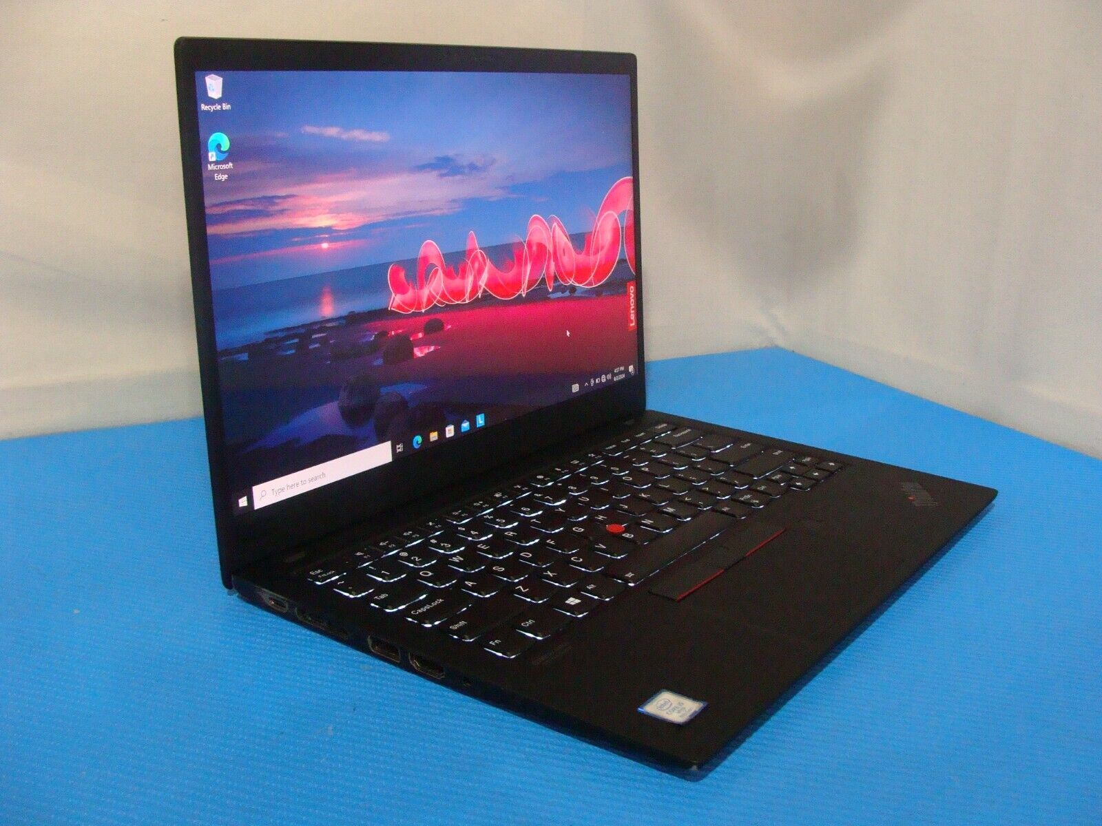 Lenovo ThinkPad X1 Carbon Gen 7 14