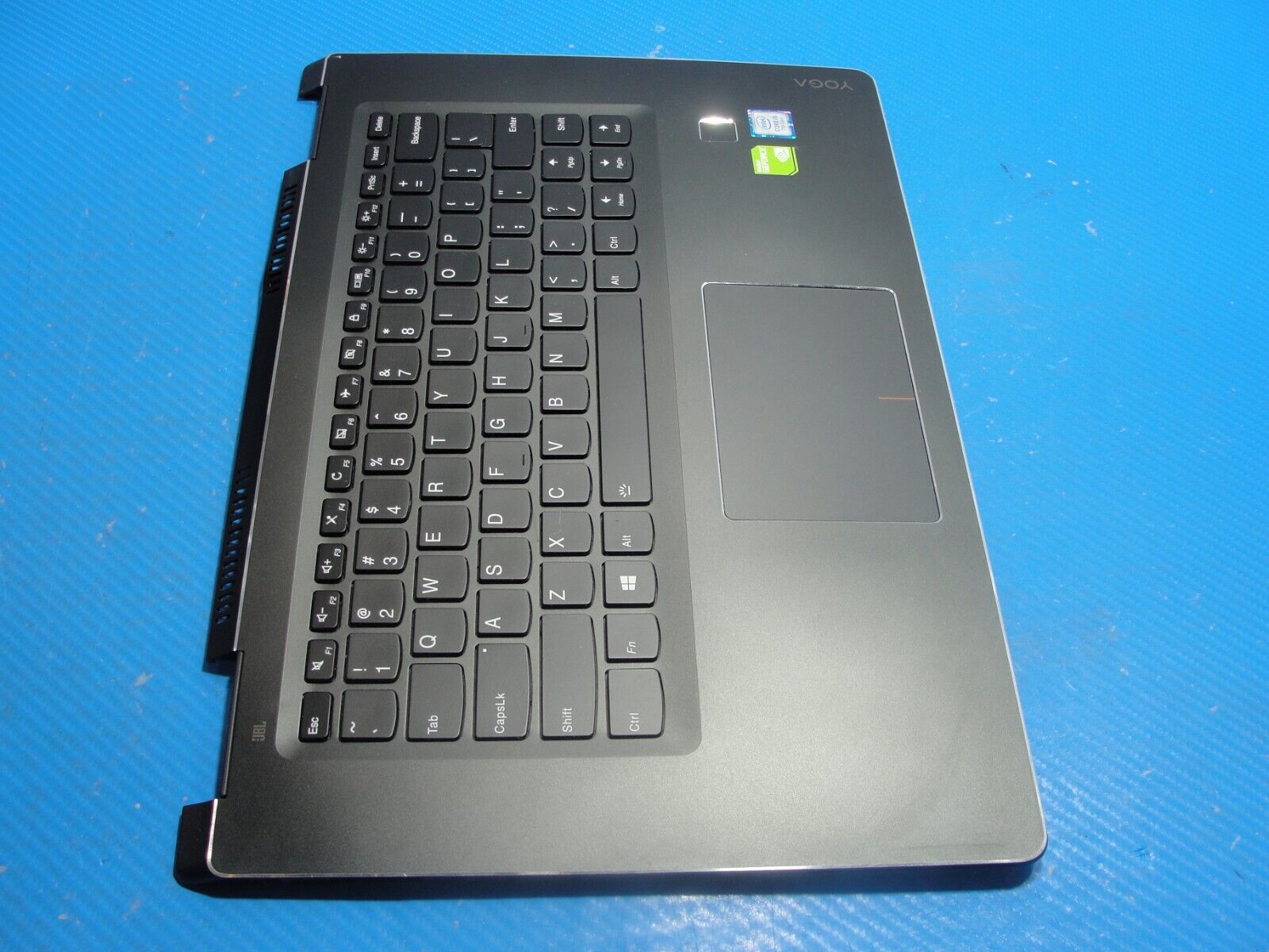 Lenovo Yoga 710-15IKB 15.6