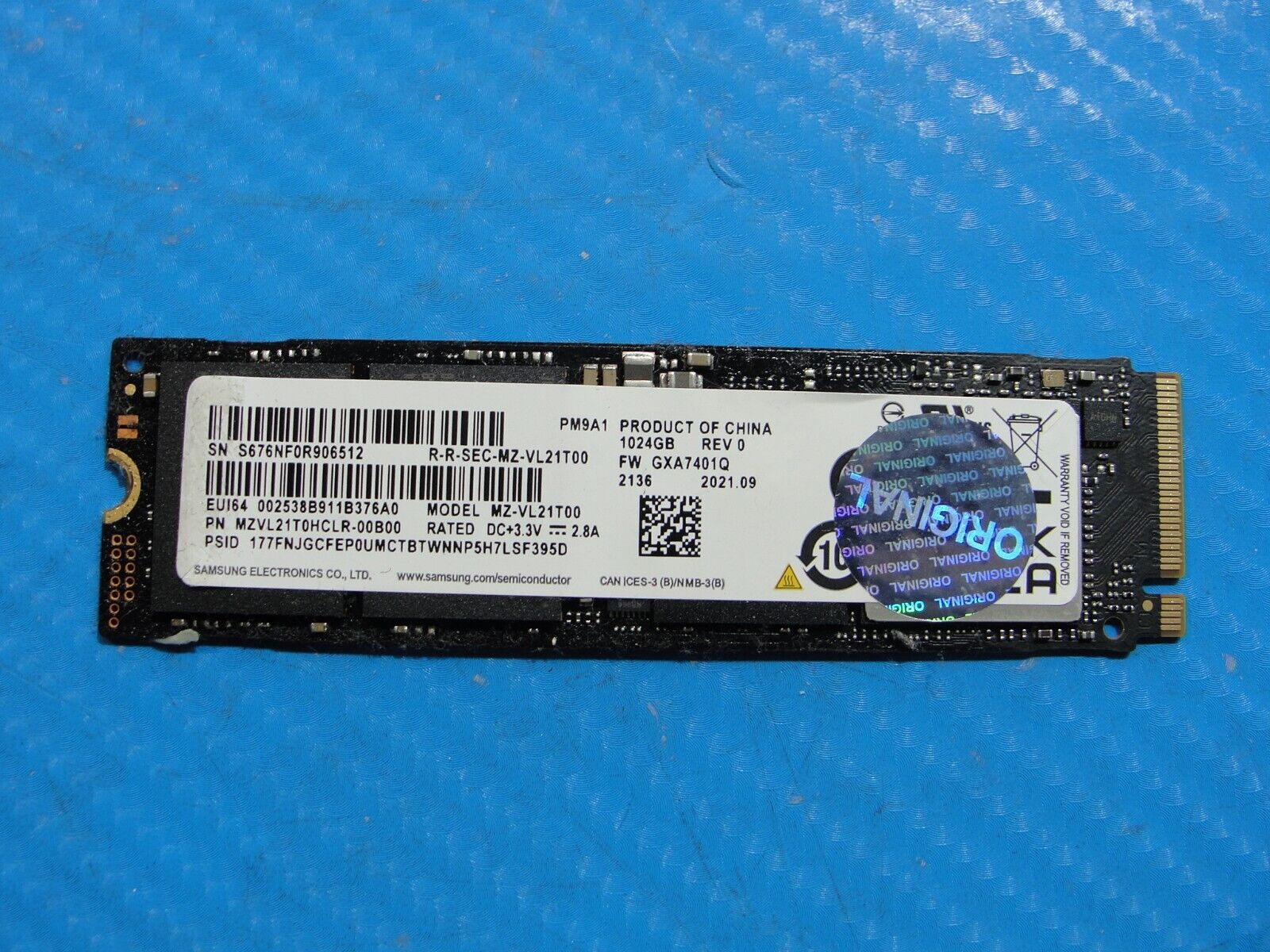 MSI GP76-11UG Samsung 1TB NVMe M.2 SSD Solid State Drive MZVL21T0HCLR-00B00