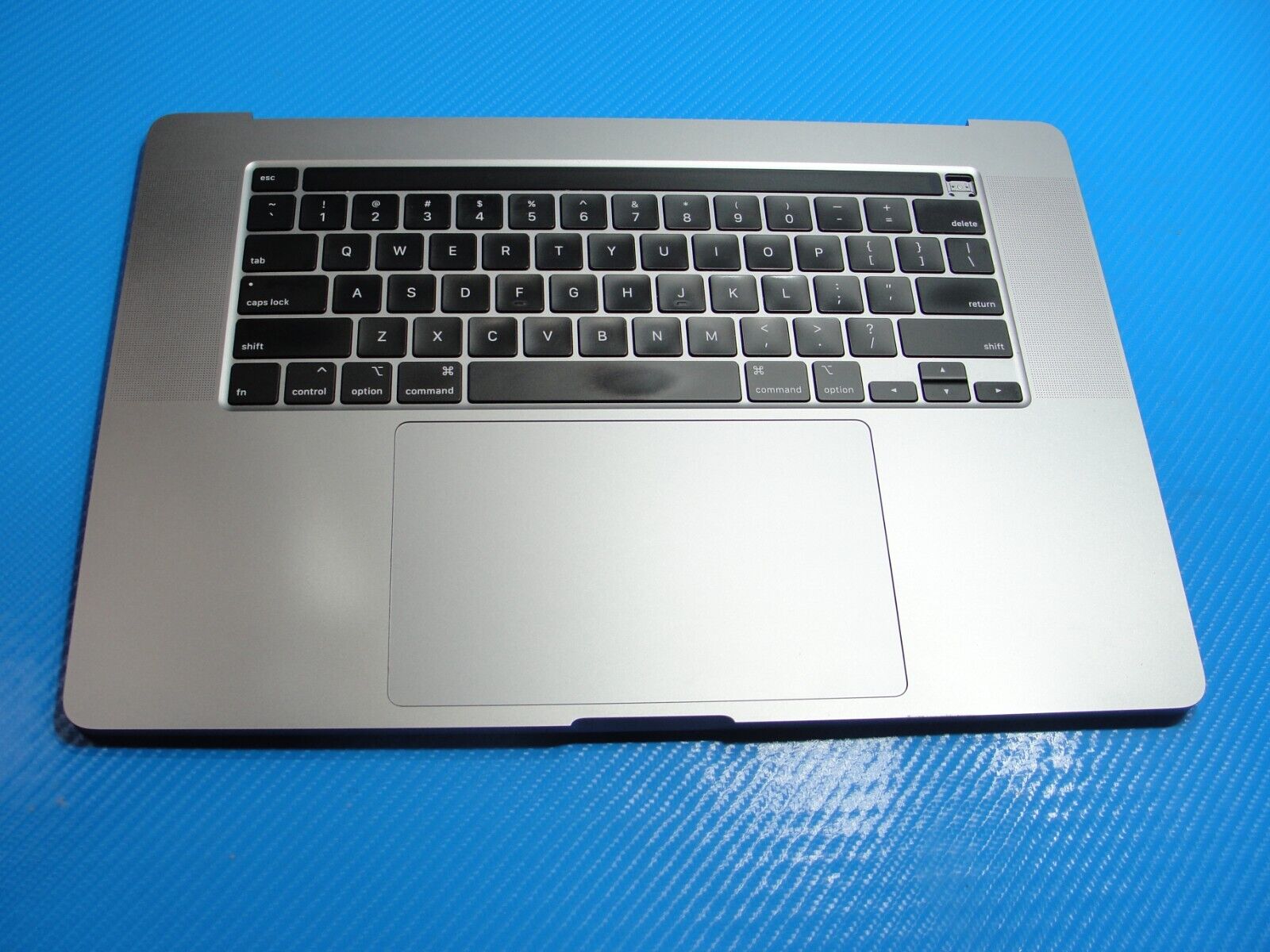 MacBook Pro A2141 16