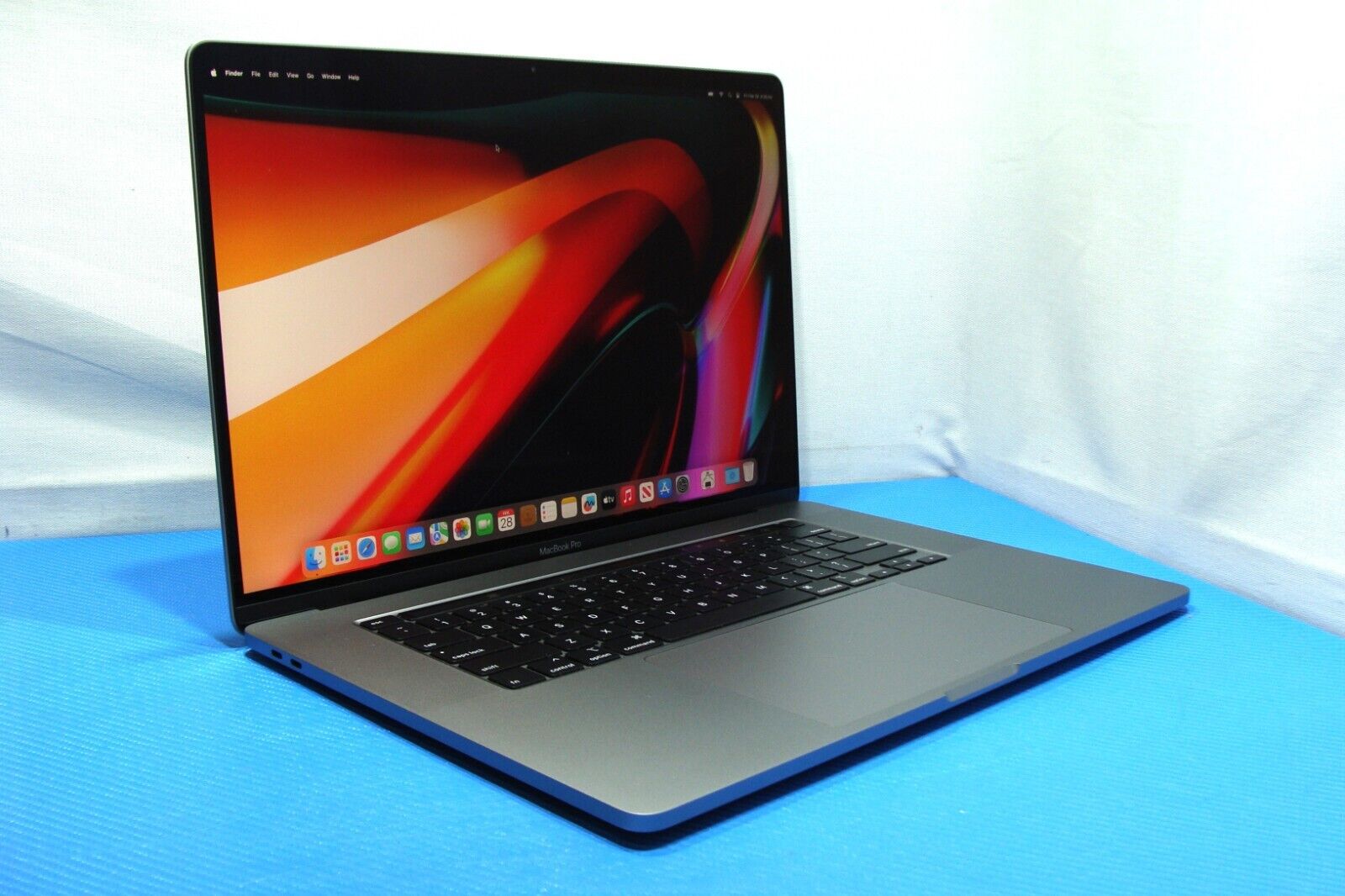 Apple MacBook Pro A2141 16