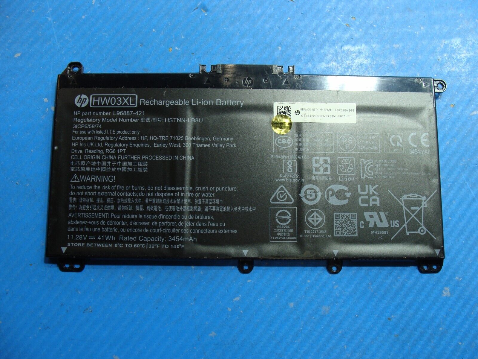 HP 17-cp0035cl 17.3