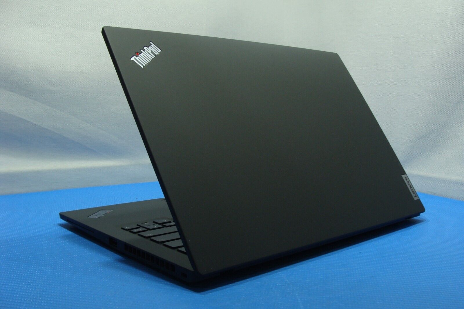 Lenovo ThinkPad T14s Gen2i 14