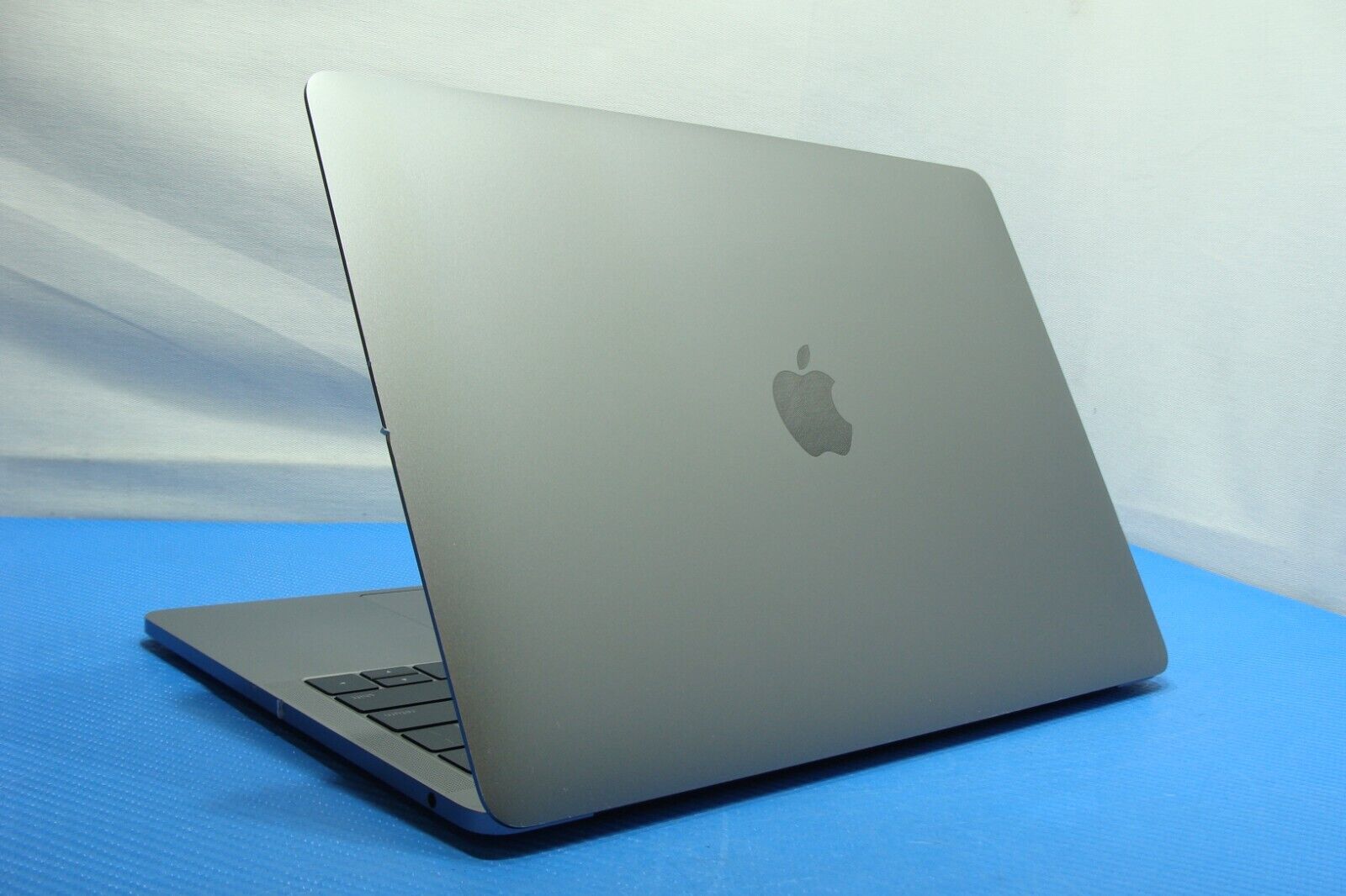 Apple MacBook Pro A1708 13