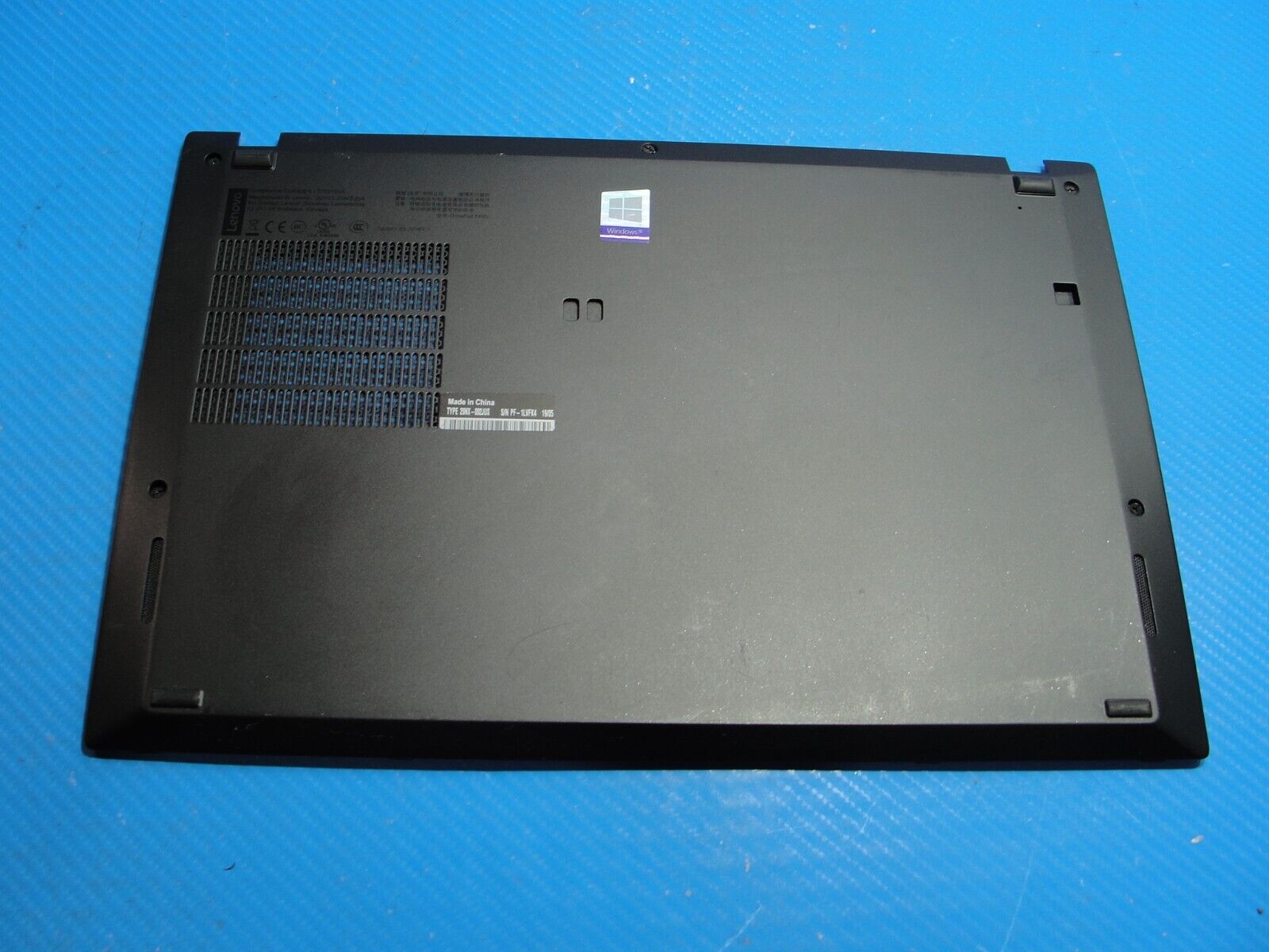 Lenovo ThinkPad T490s 14