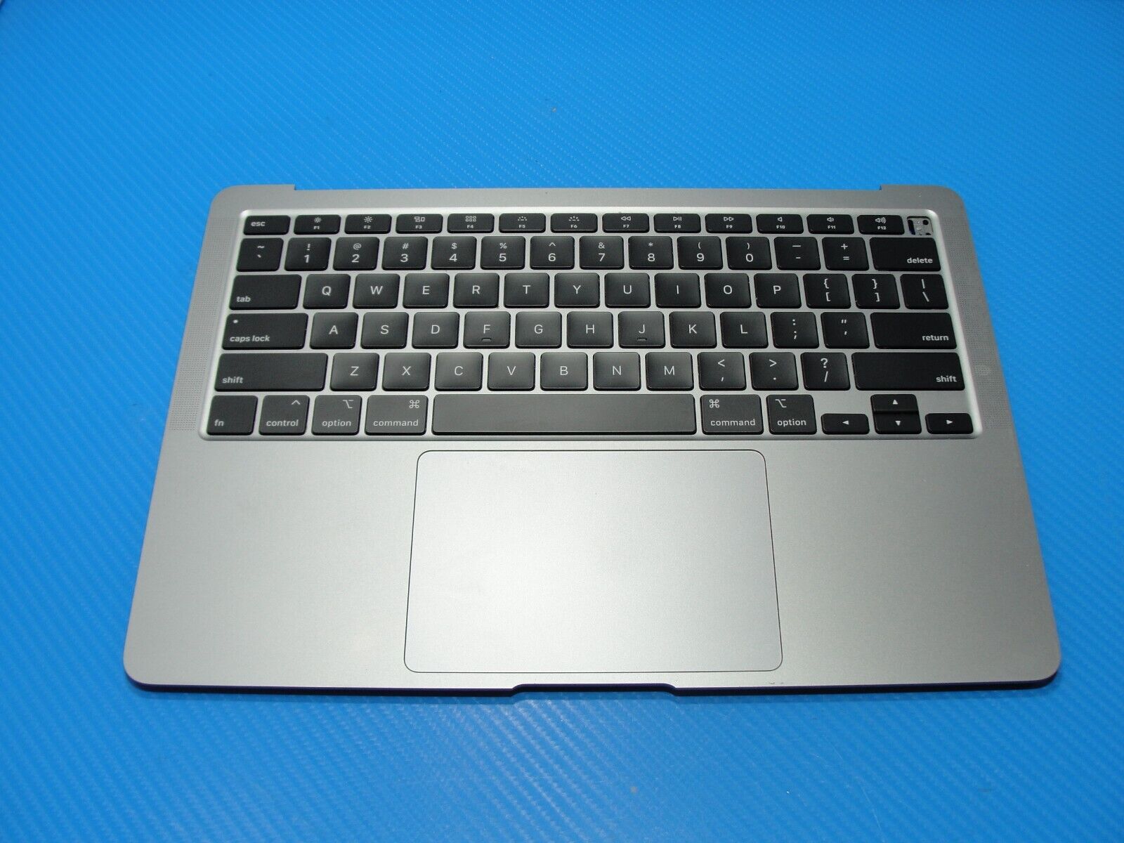 MacBook Air A2179 2020 MVH22LL/A 13