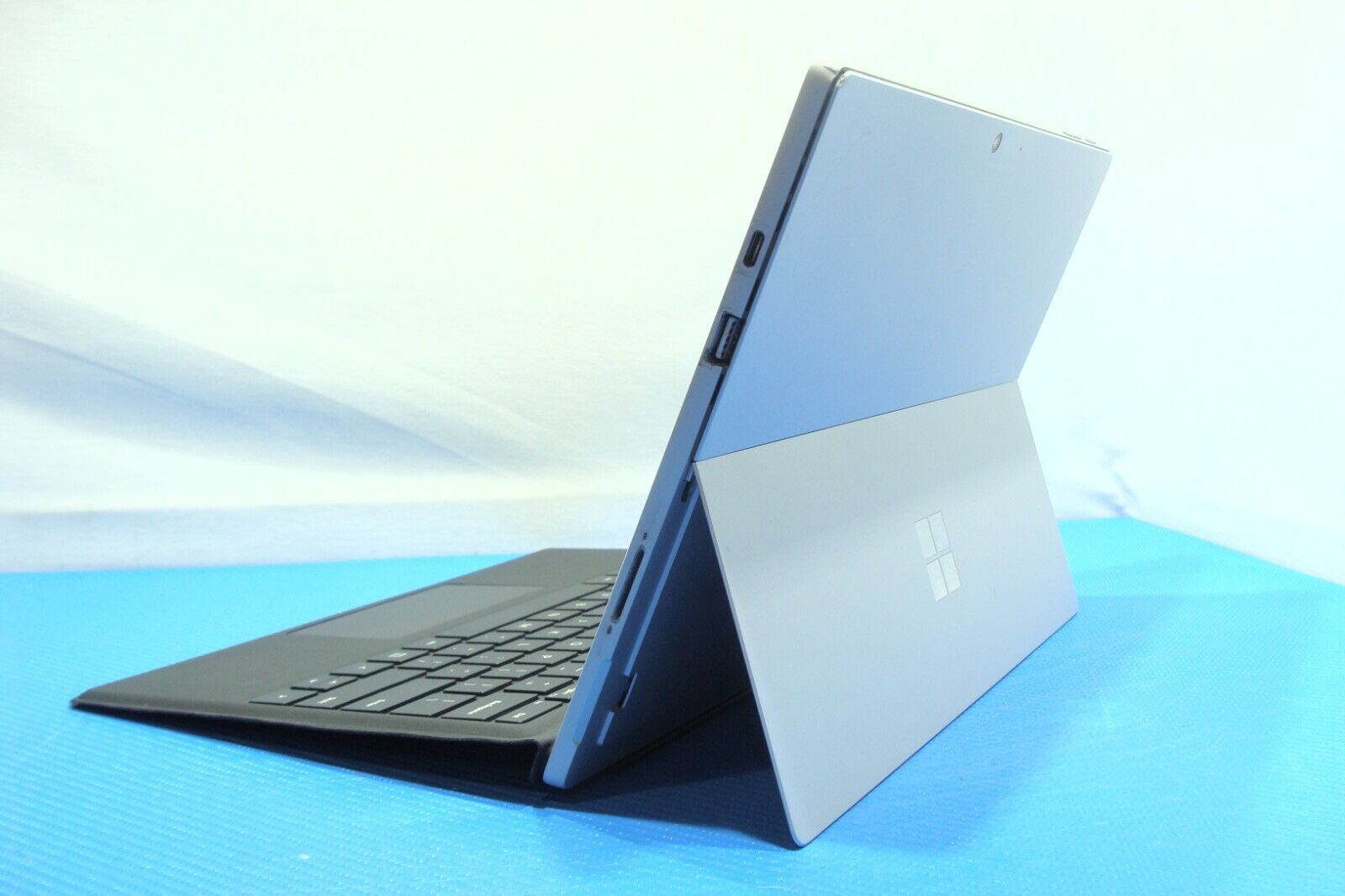 Microsoft Surface Pro 7 1866 12.3