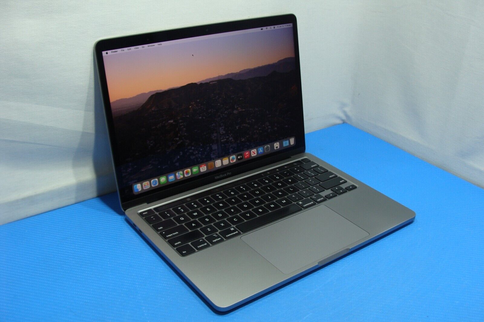 Apple MacBook Pro 13