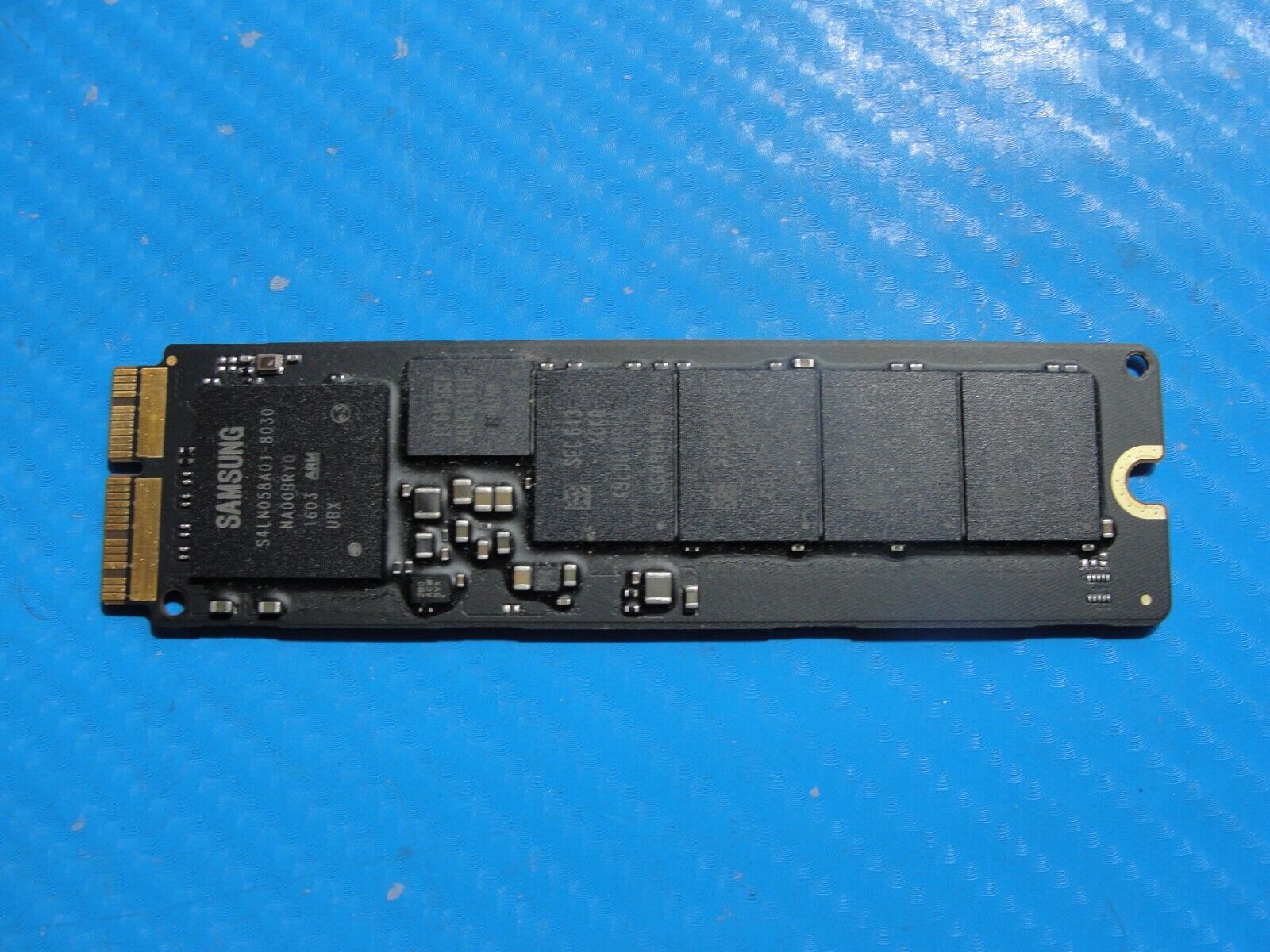 MacBook Air A1466 Samsung 128GB SSD Solid State Drive MZ-JPV128R/0A2 655-1857J