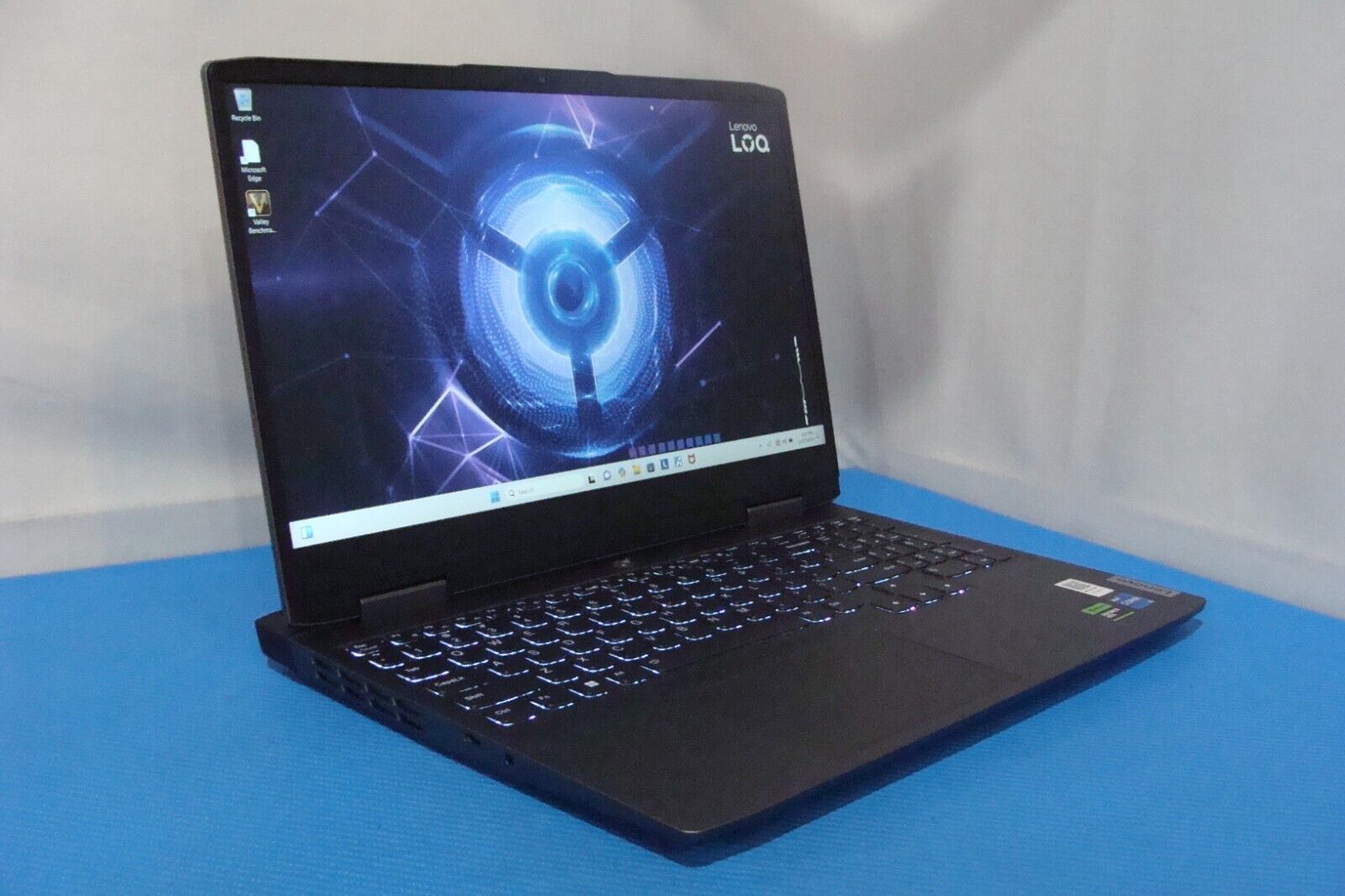 2024 Lenovo LOQ 15IRH8 Gaming 15.6