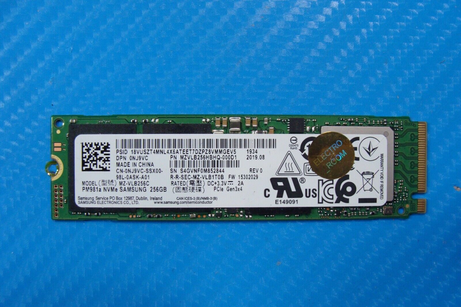 Dell 15 9570 Samsung 256GB NVMe M.2 SSD Solid State MZVLB256HBHQ-000D1 NJ9VC