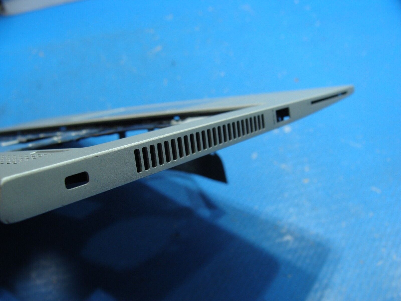 HP EliteBook 14