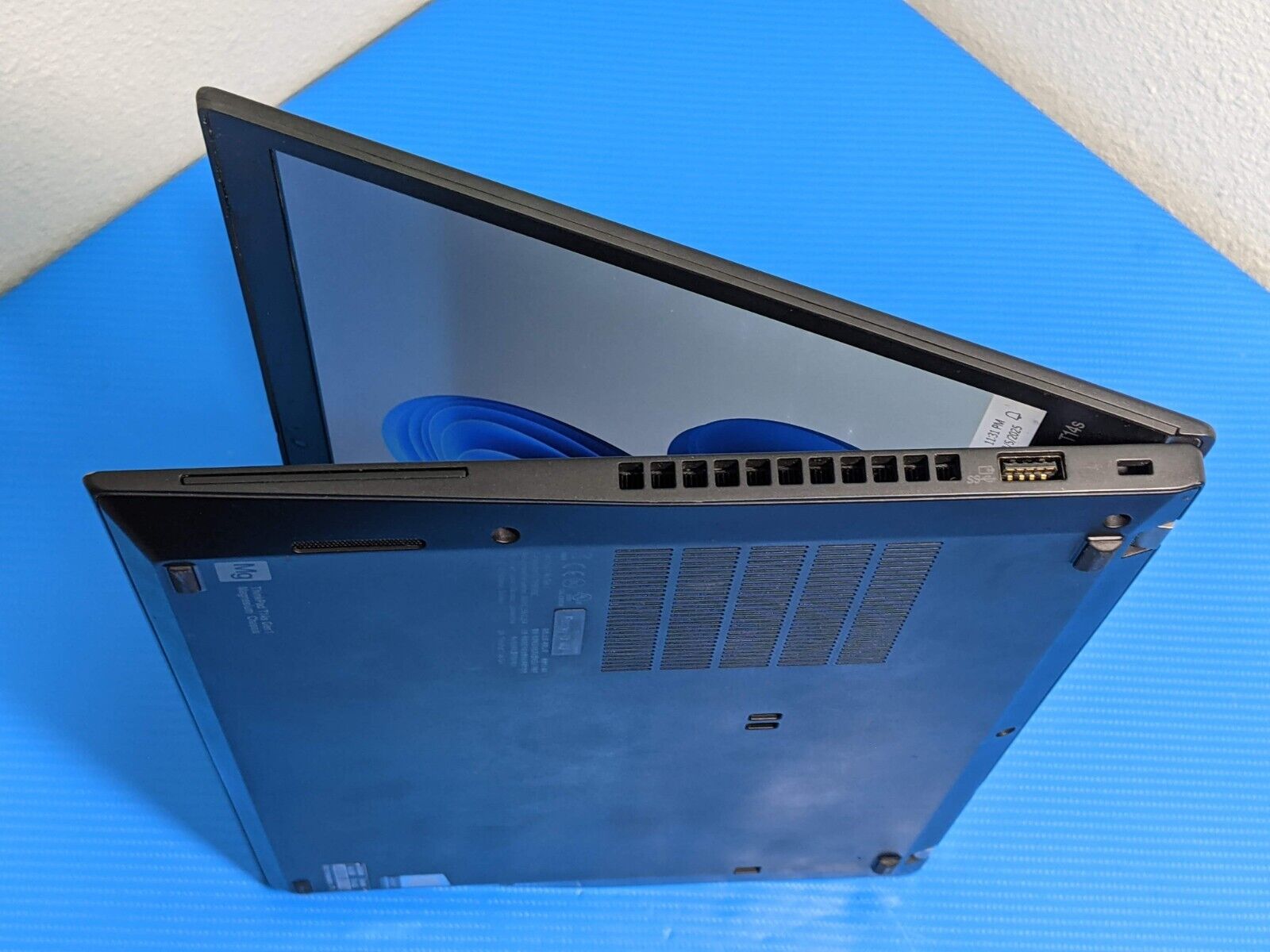 Lenovo ThinkPad T14s Gen 1 14