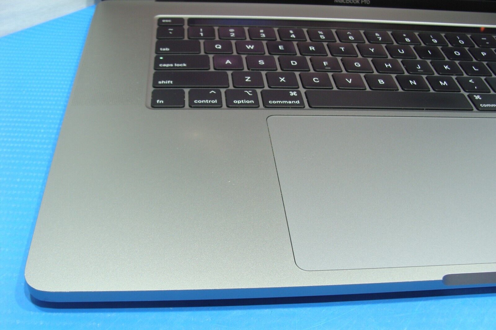 Apple MacBook Pro A2141 16