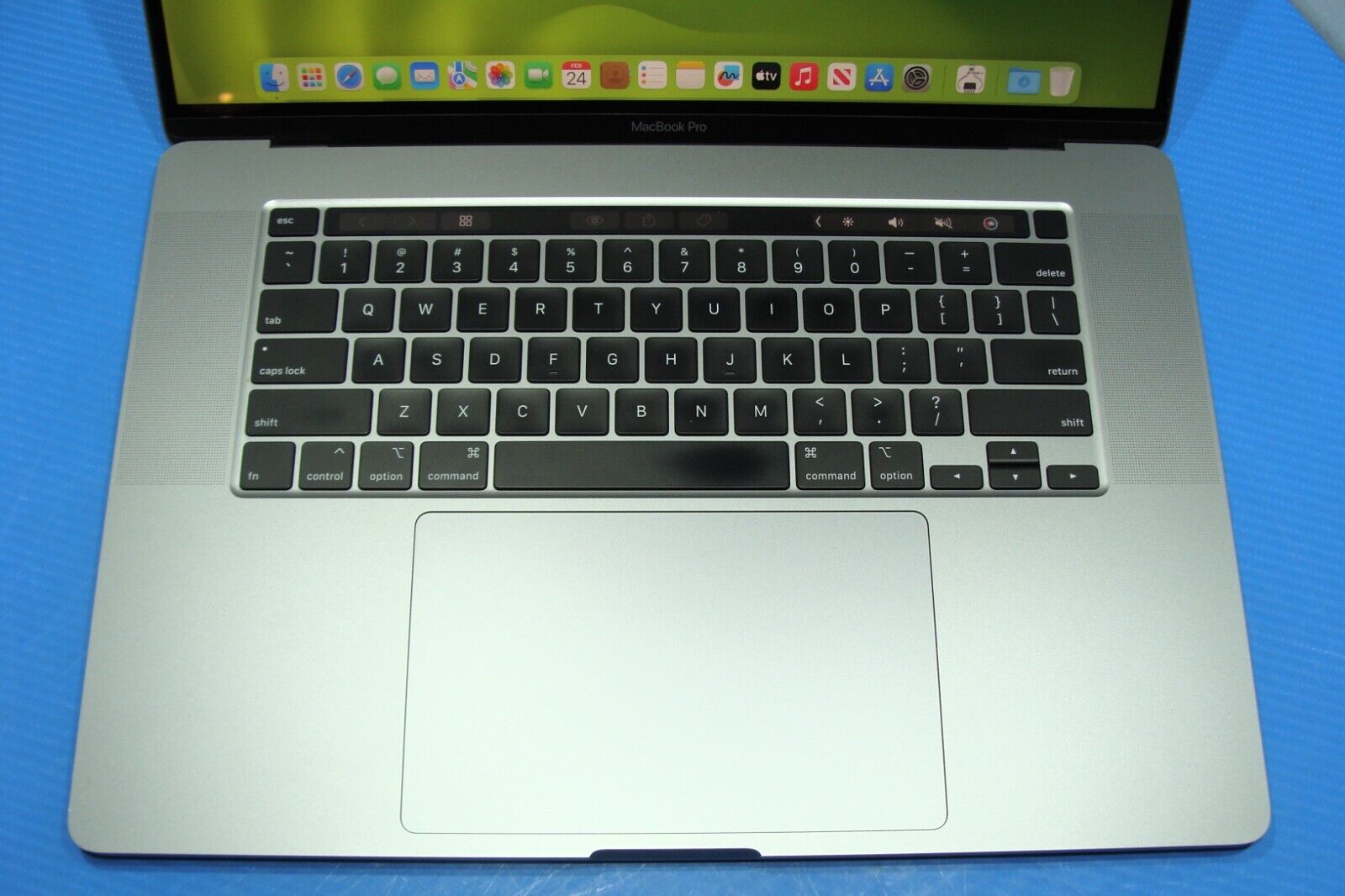 Apple MacBook Pro A2141 16