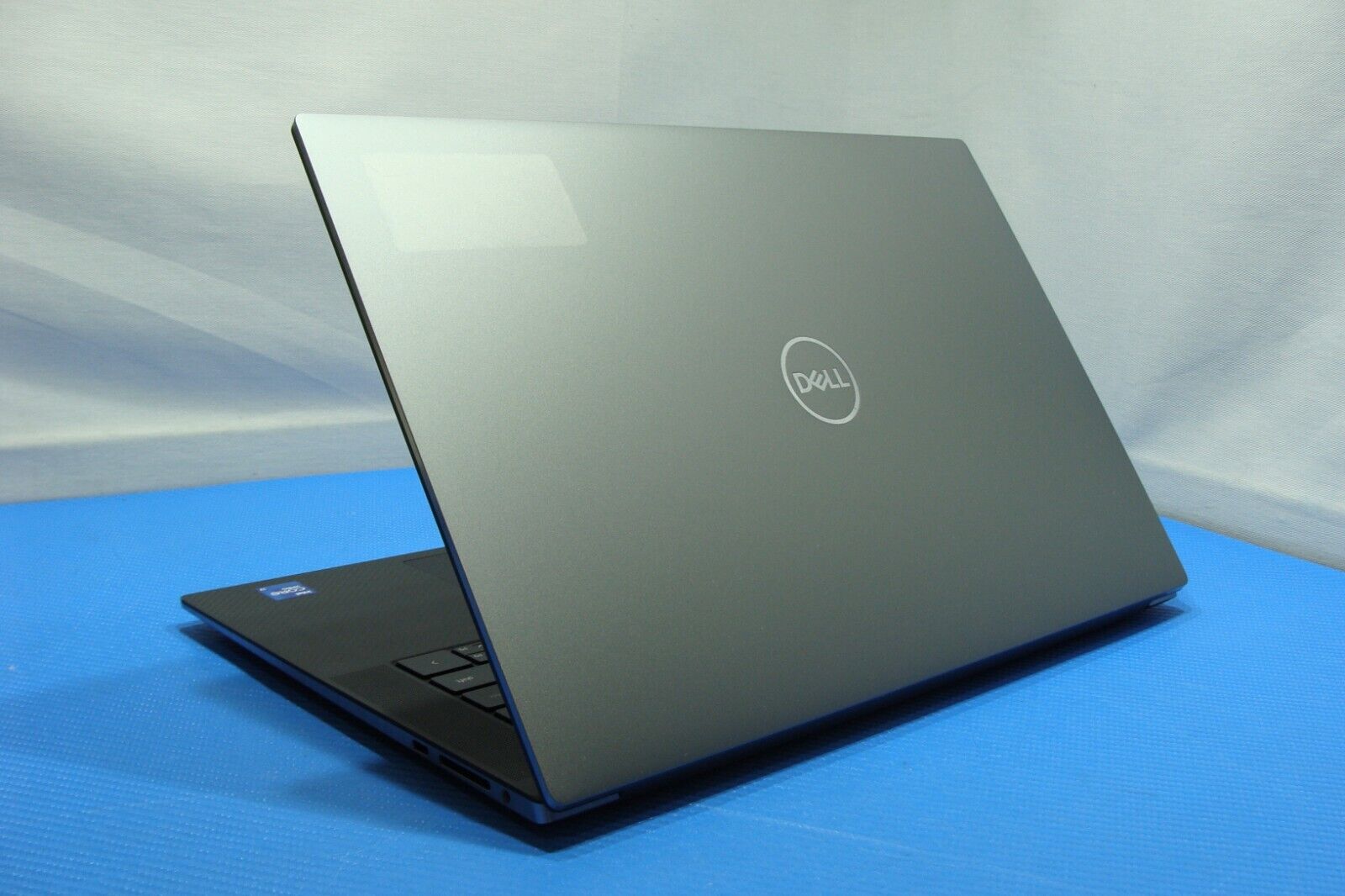 Dell Precision 5560 15.6