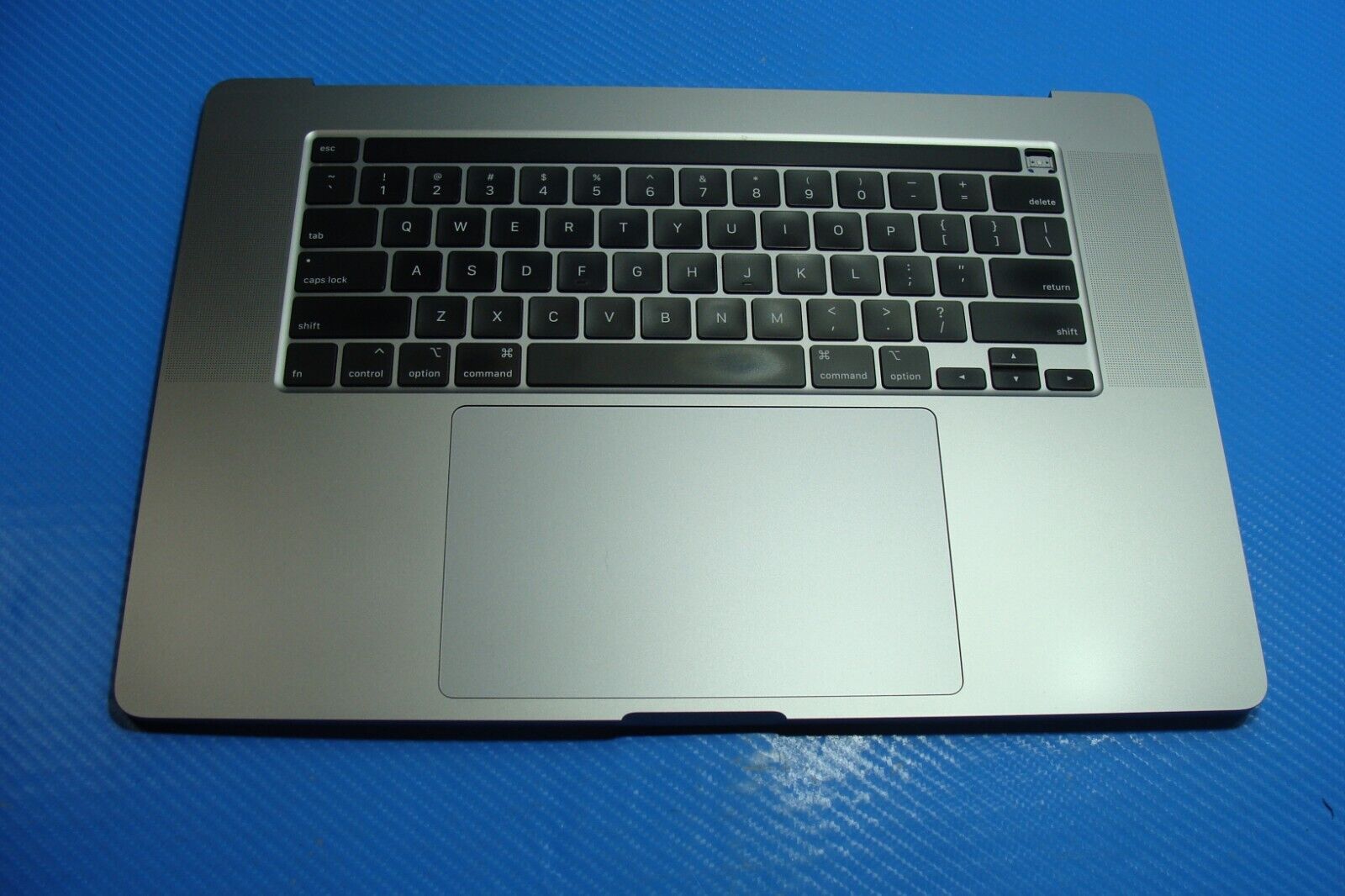 MacBook Pro 16