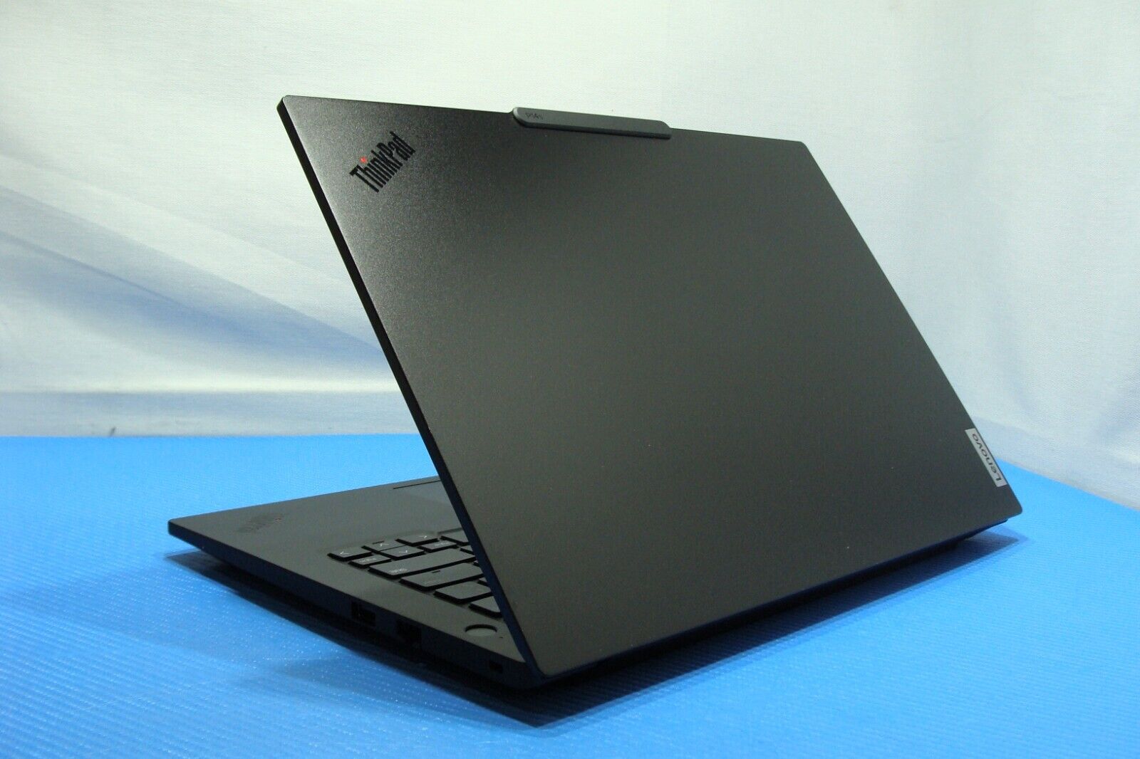 Lenovo Thinkpad P14s Gen 5 14.5