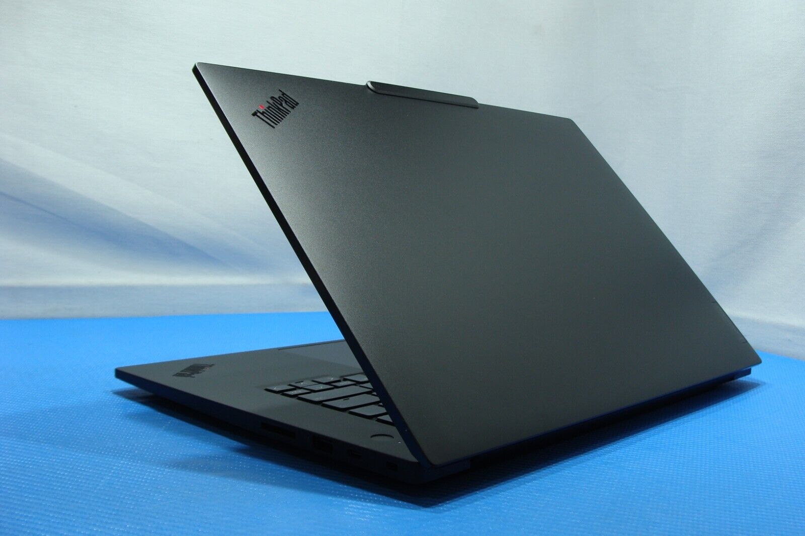 Lenovo ThinkPad P1 Gen 7 16