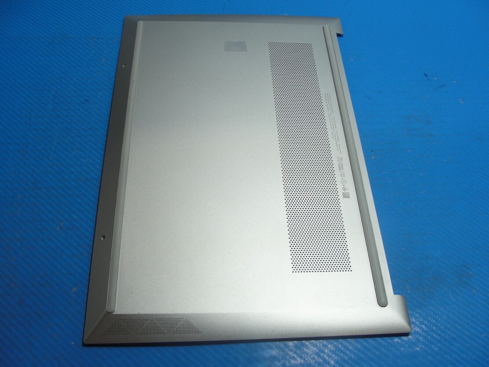 HP Pavilion 15-eg0025nr 15.6