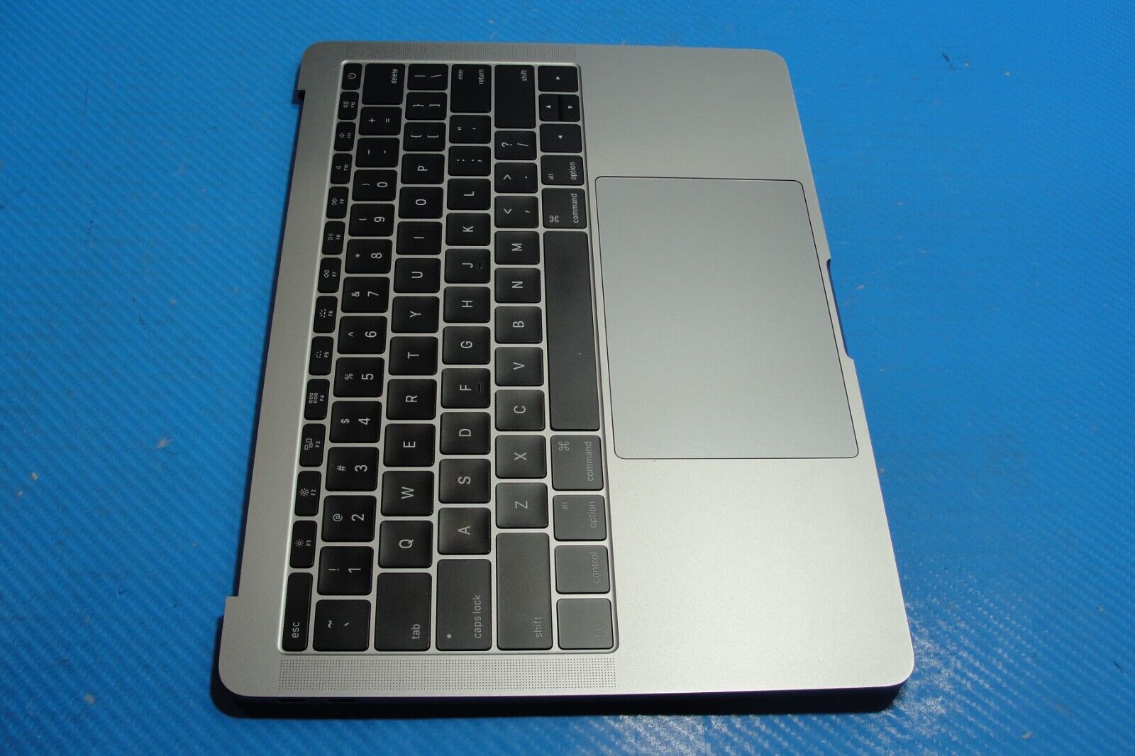 MacBook Pro A1708 2016 MLL42LL/A 13